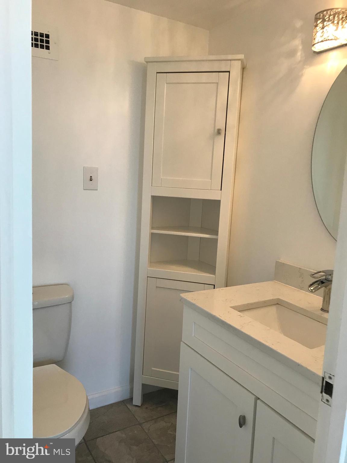 SKYLINE PLAZA - Residential