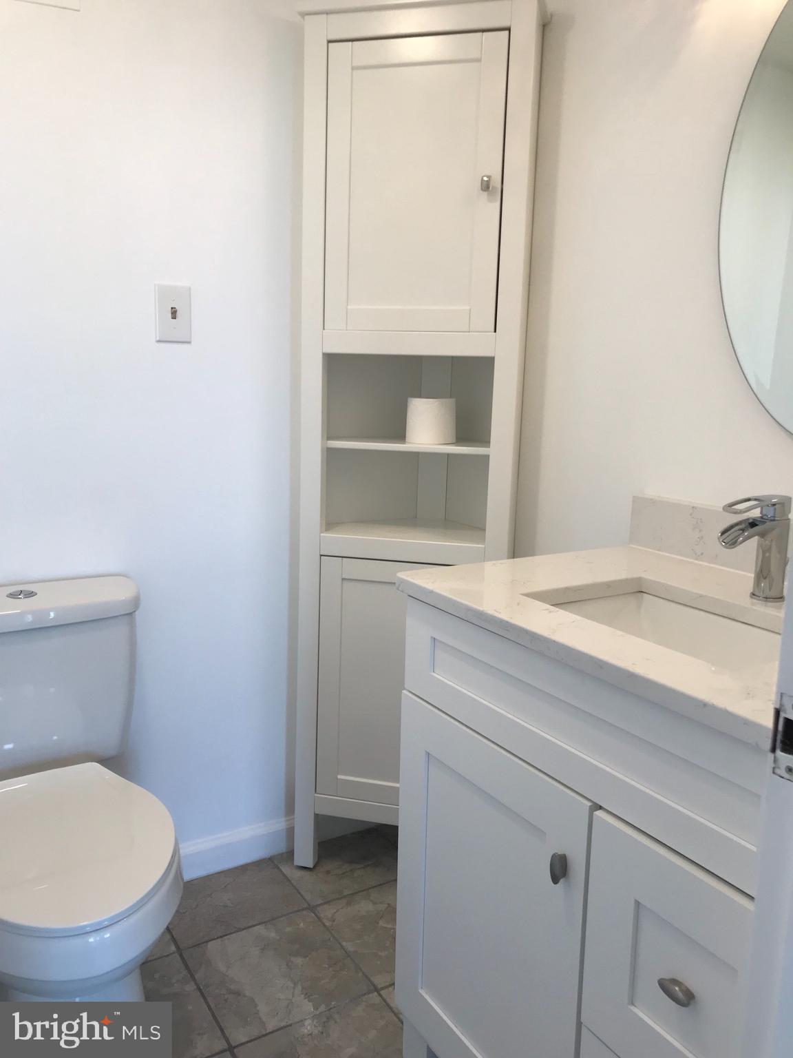 SKYLINE PLAZA - Residential