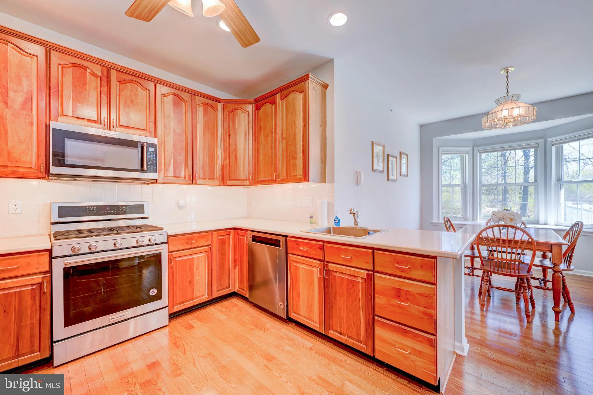 Warrington, Pennsylvania 18976, United States, 3 Bedrooms Bedrooms, ,3 BathroomsBathrooms,Residential,Pending,106923