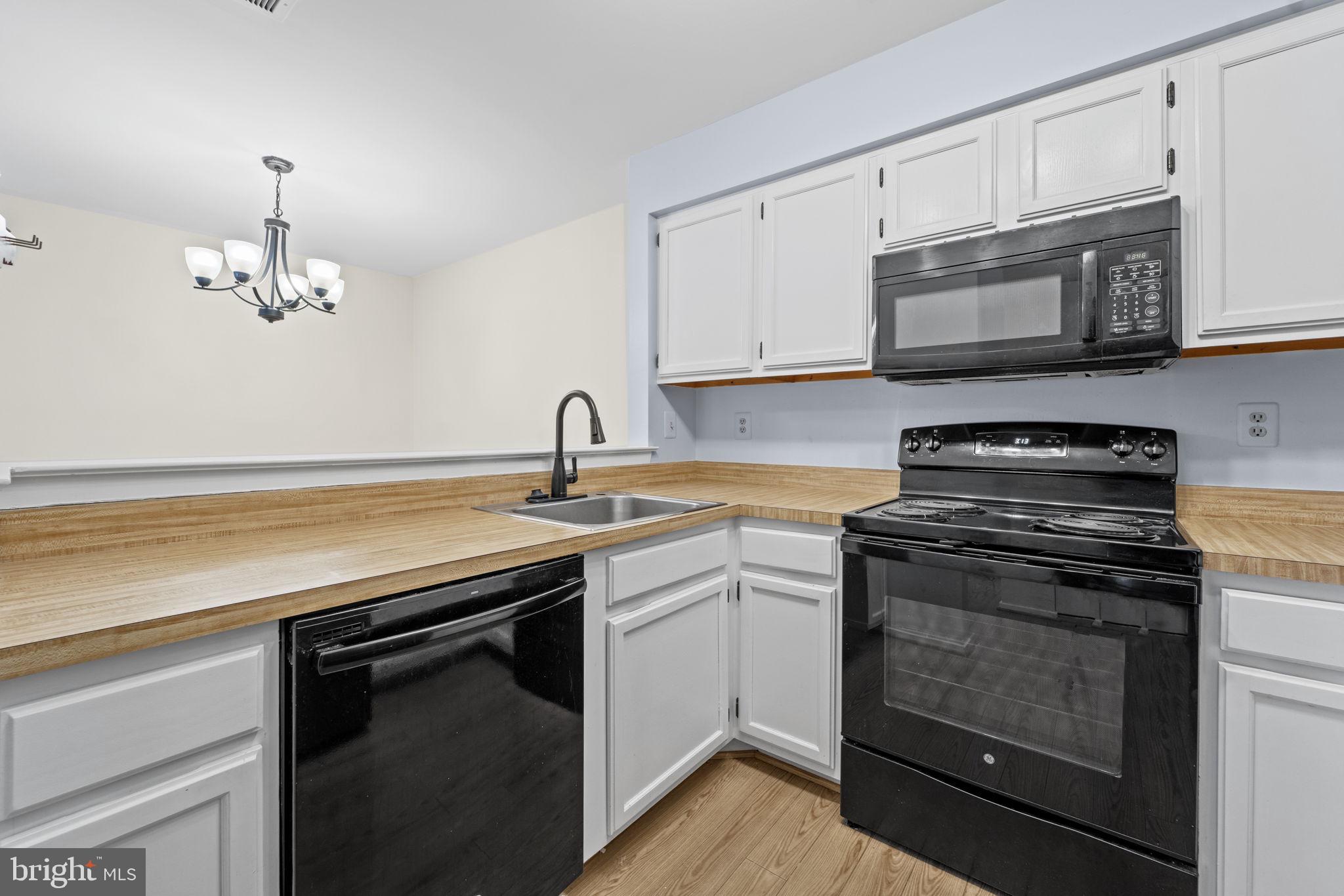 RAMBLEWOOD AT DAVENTRY - Residential