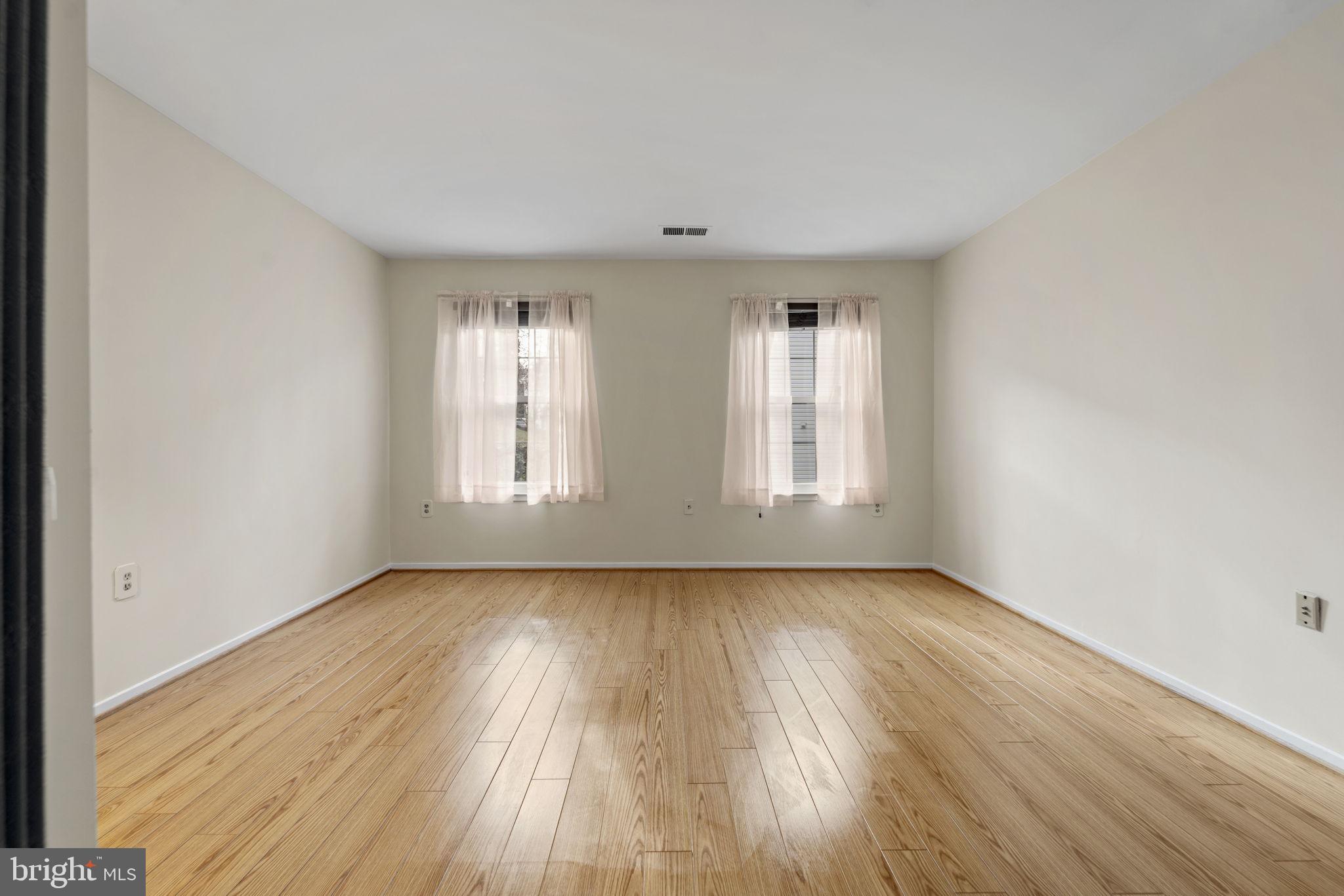 RAMBLEWOOD AT DAVENTRY - Residential