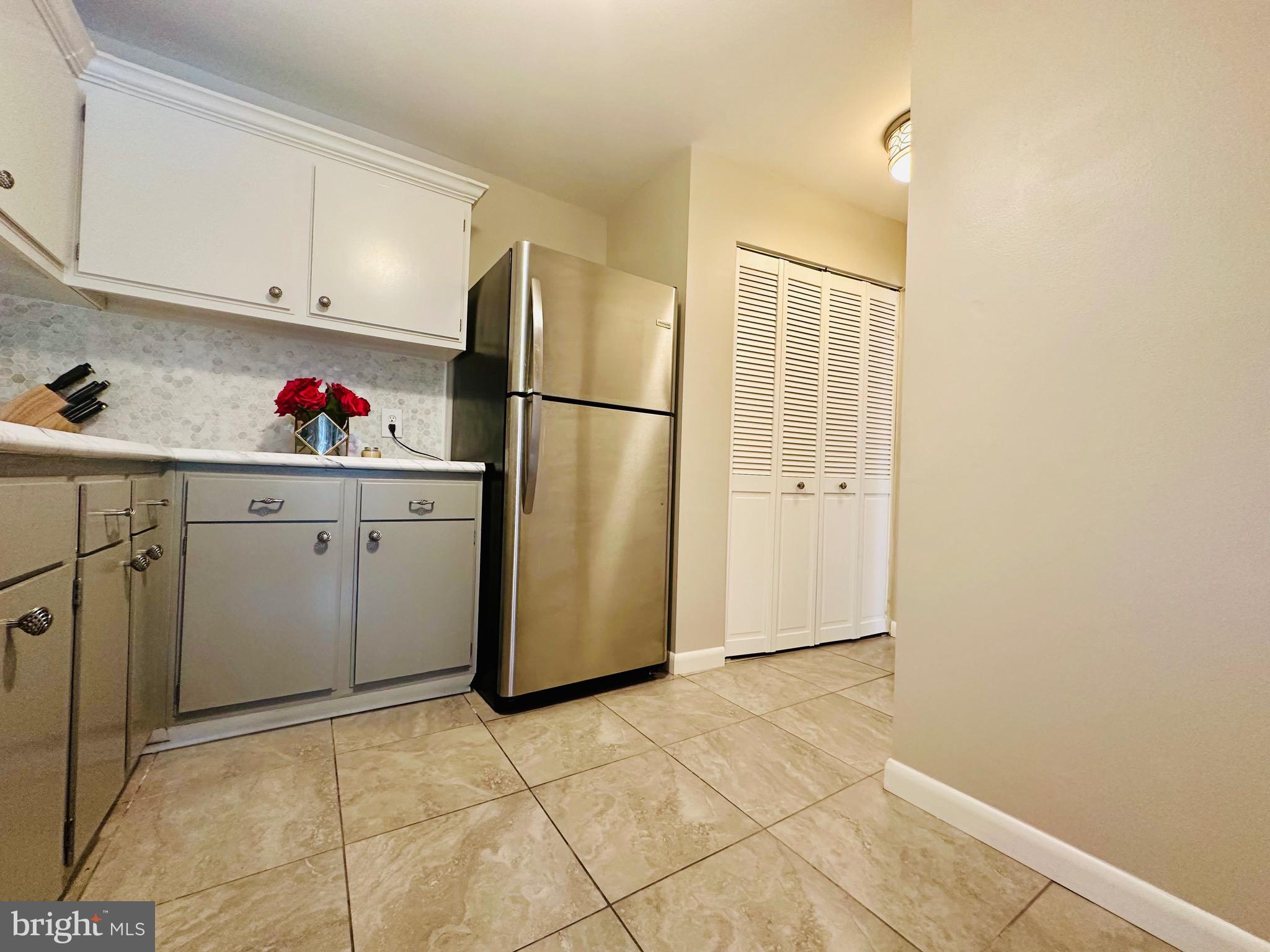 PARKSIDE PLAZA CODM - Residential Lease