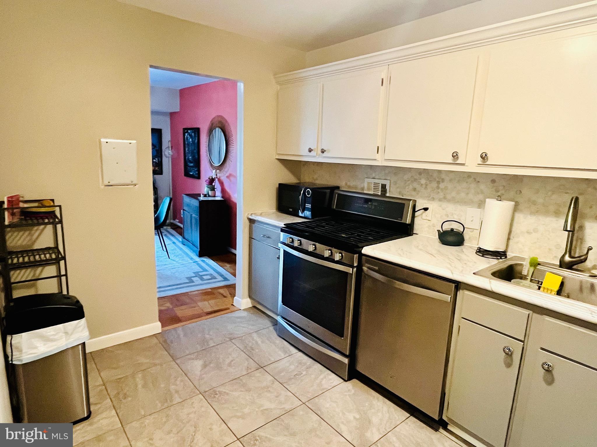 PARKSIDE PLAZA CODM - Residential Lease