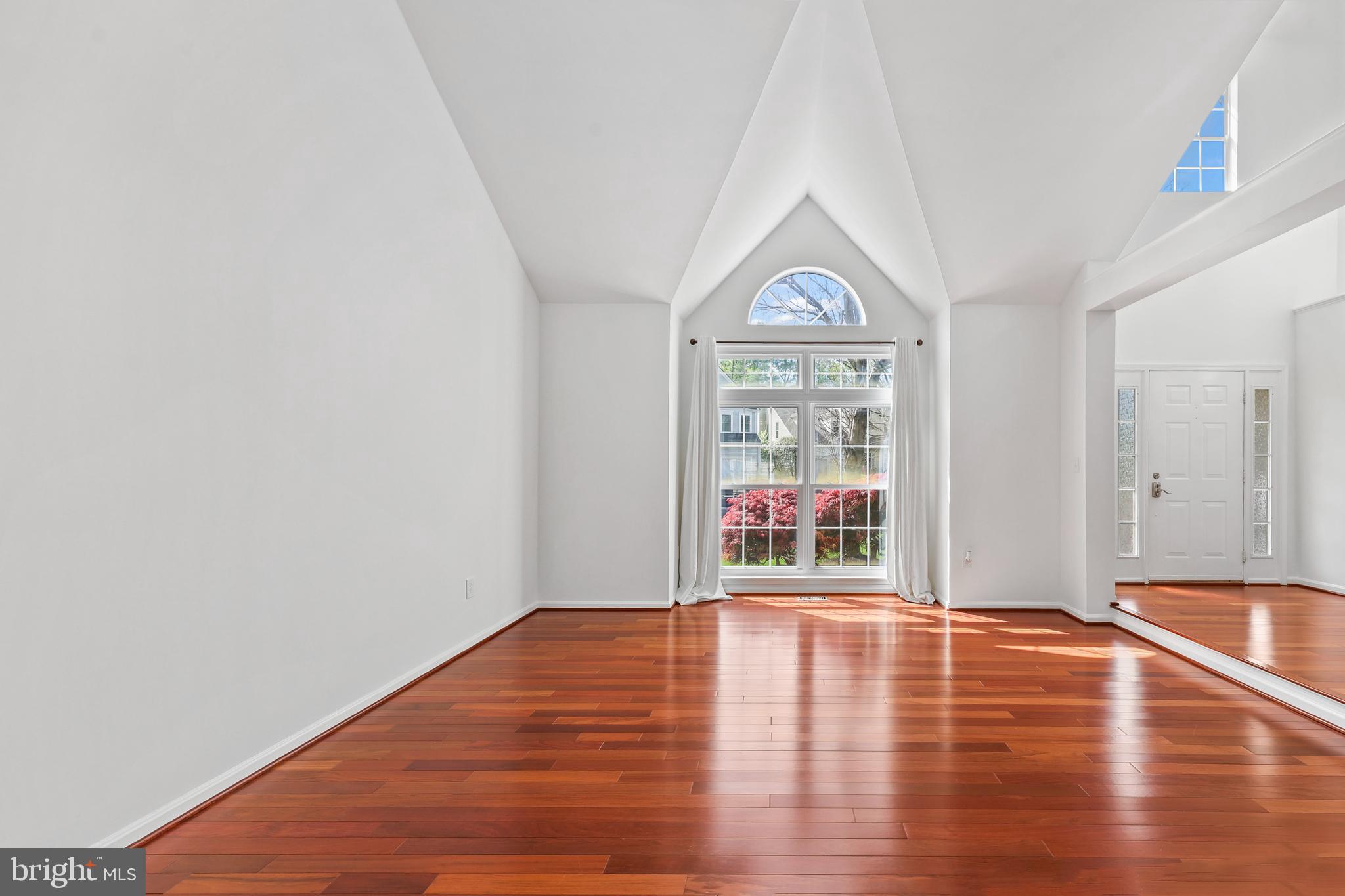 POTOMAC LAKES - Residential