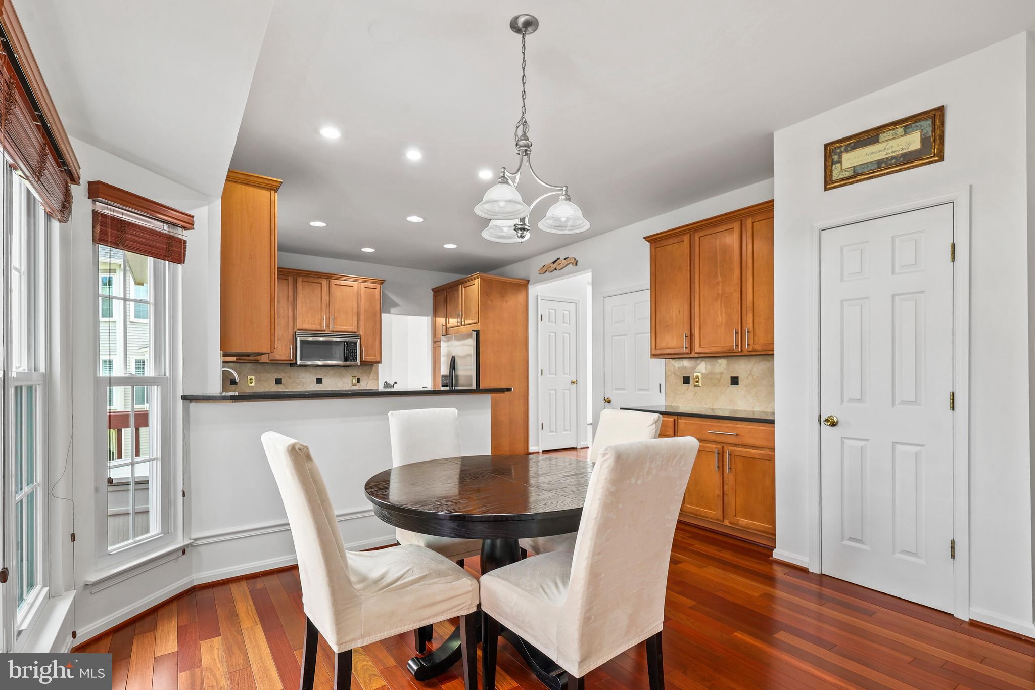 POTOMAC LAKES - Residential