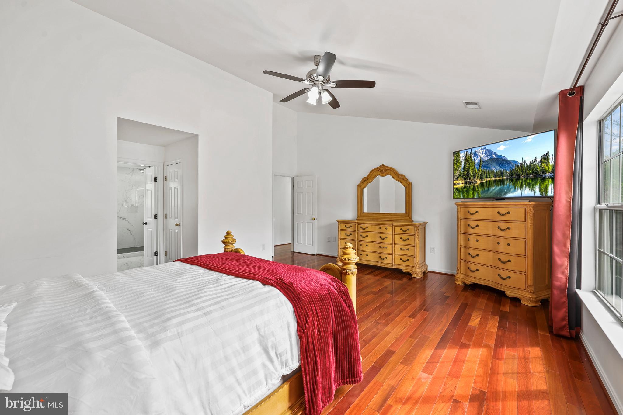 POTOMAC LAKES - Residential