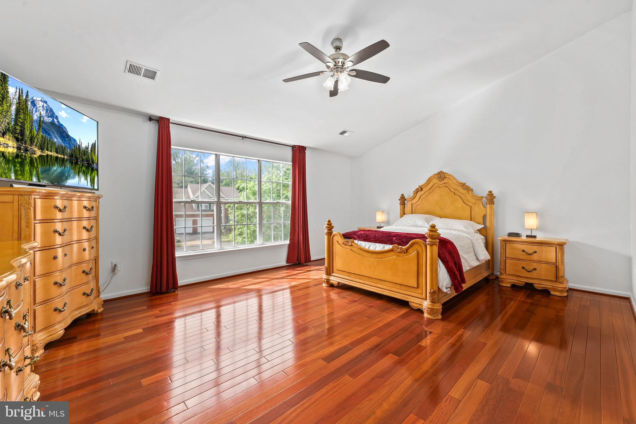 POTOMAC LAKES - Residential