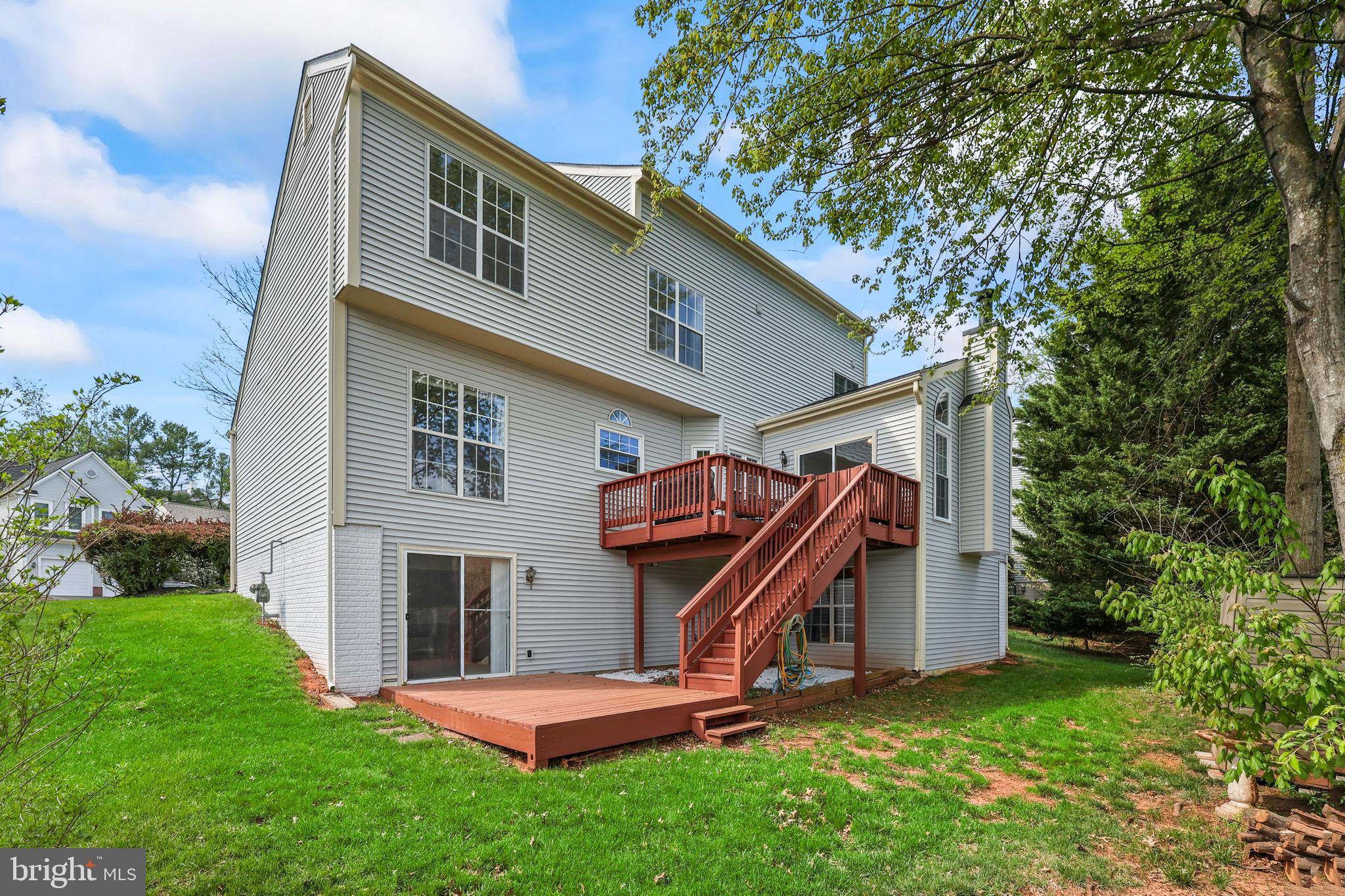 POTOMAC LAKES - Residential