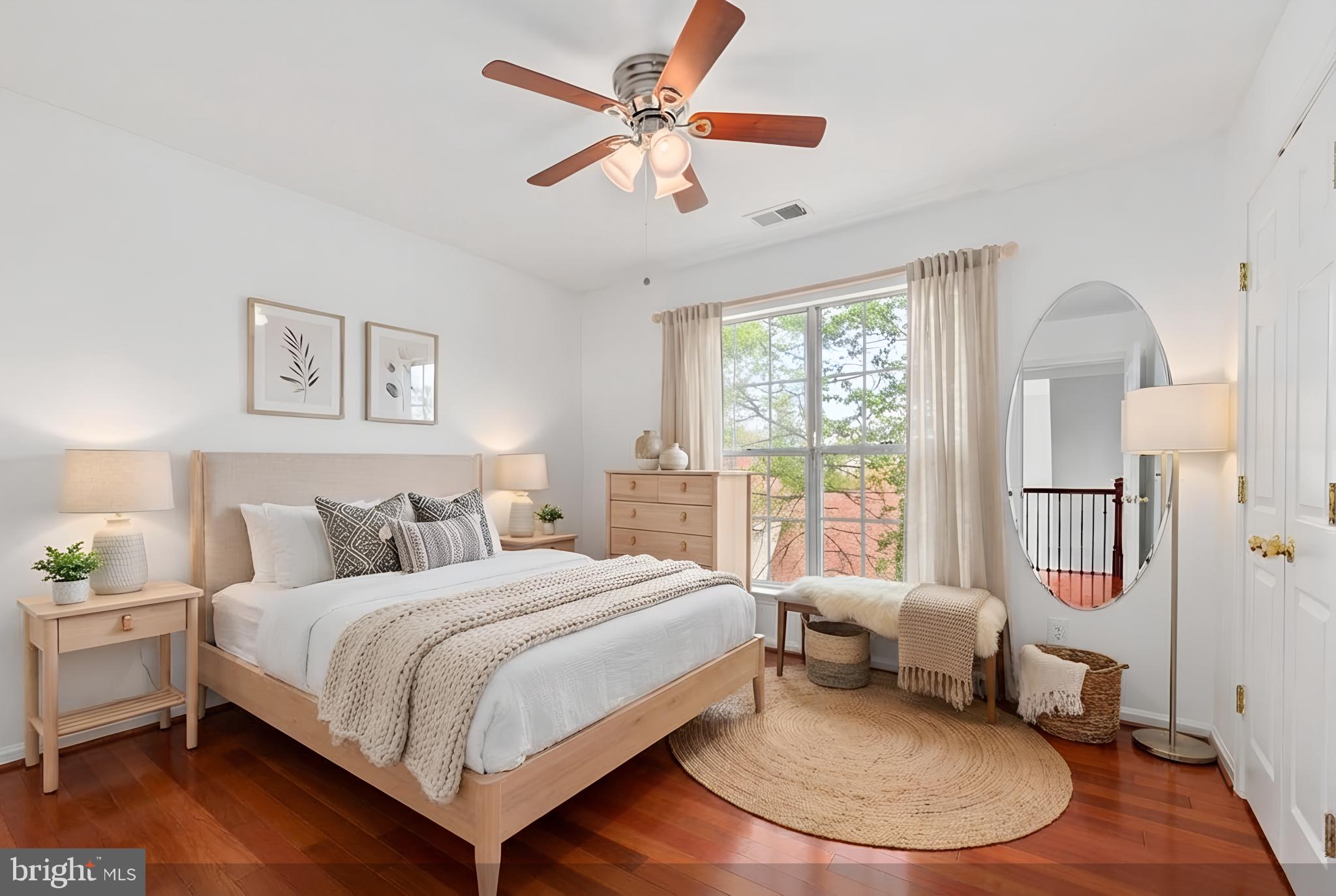 POTOMAC LAKES - Residential