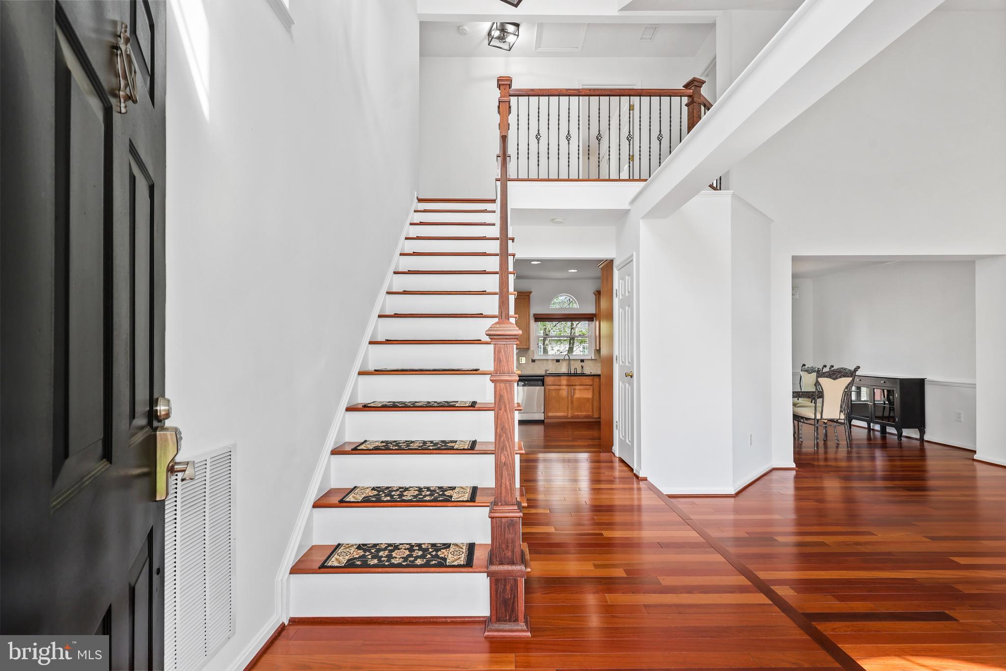 POTOMAC LAKES - Residential