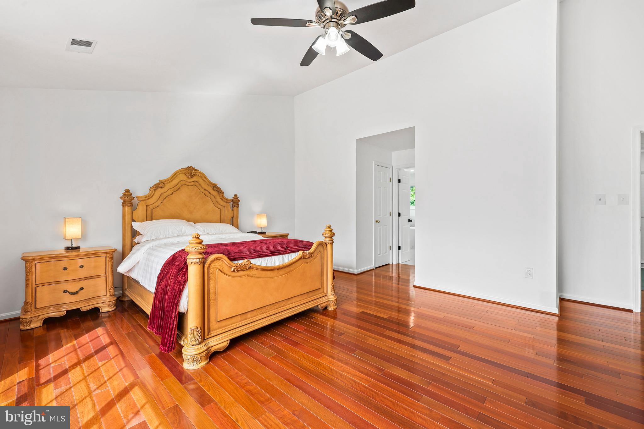 POTOMAC LAKES - Residential