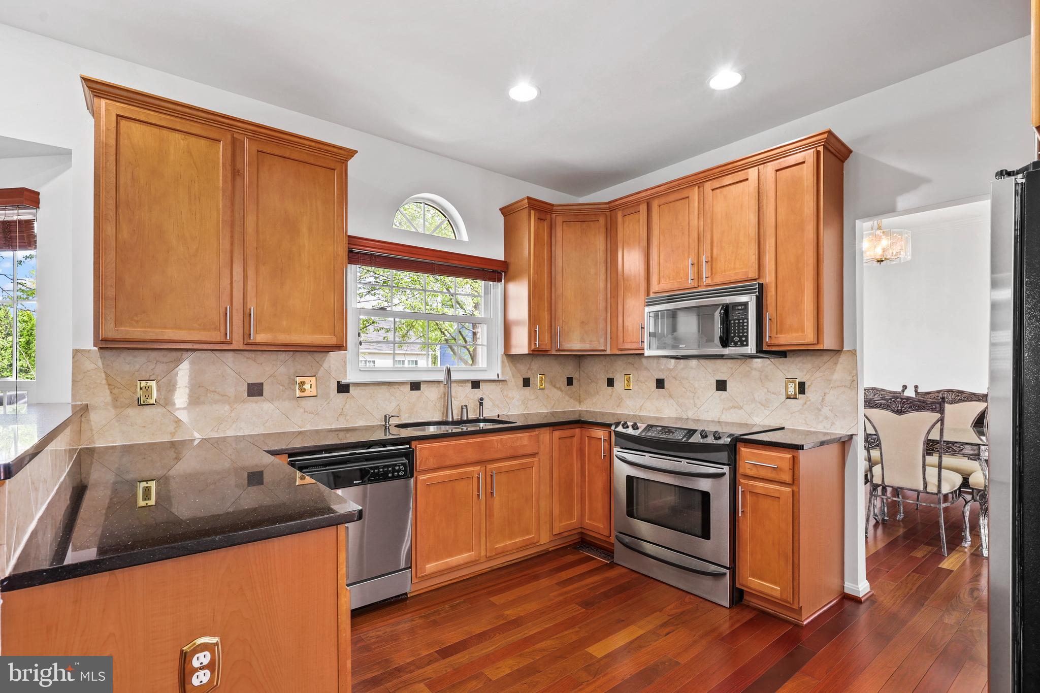 POTOMAC LAKES - Residential