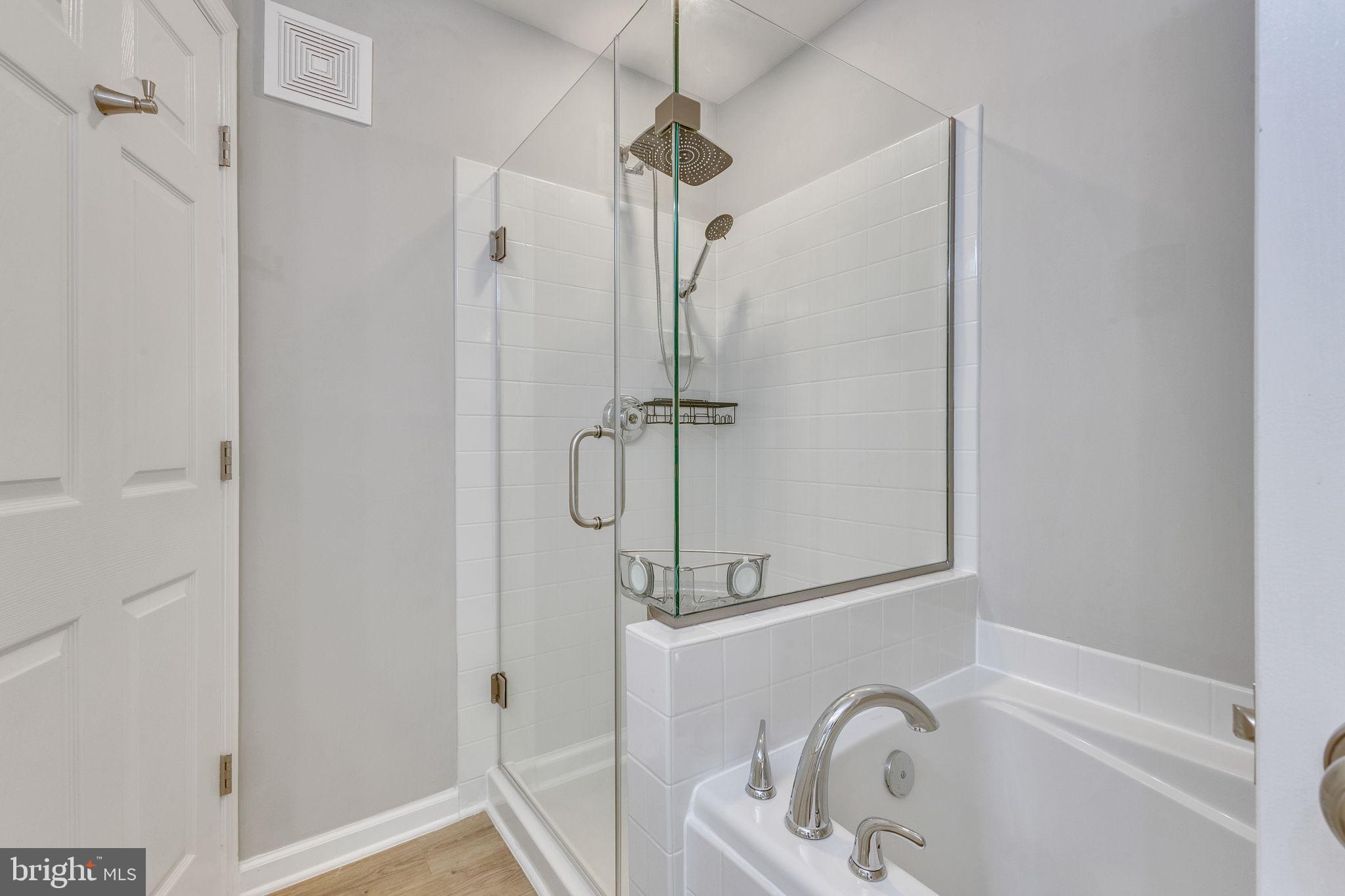 SYCAMORES AT VAN DORN - Residential Lease