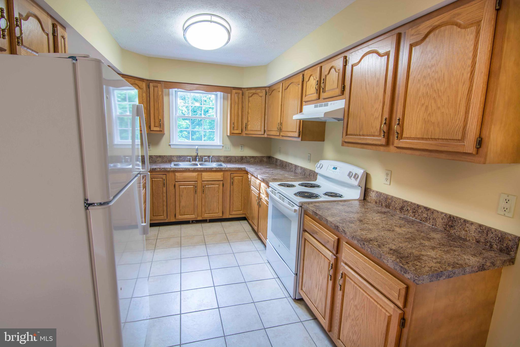 AY VIEW ESTATES - Residential