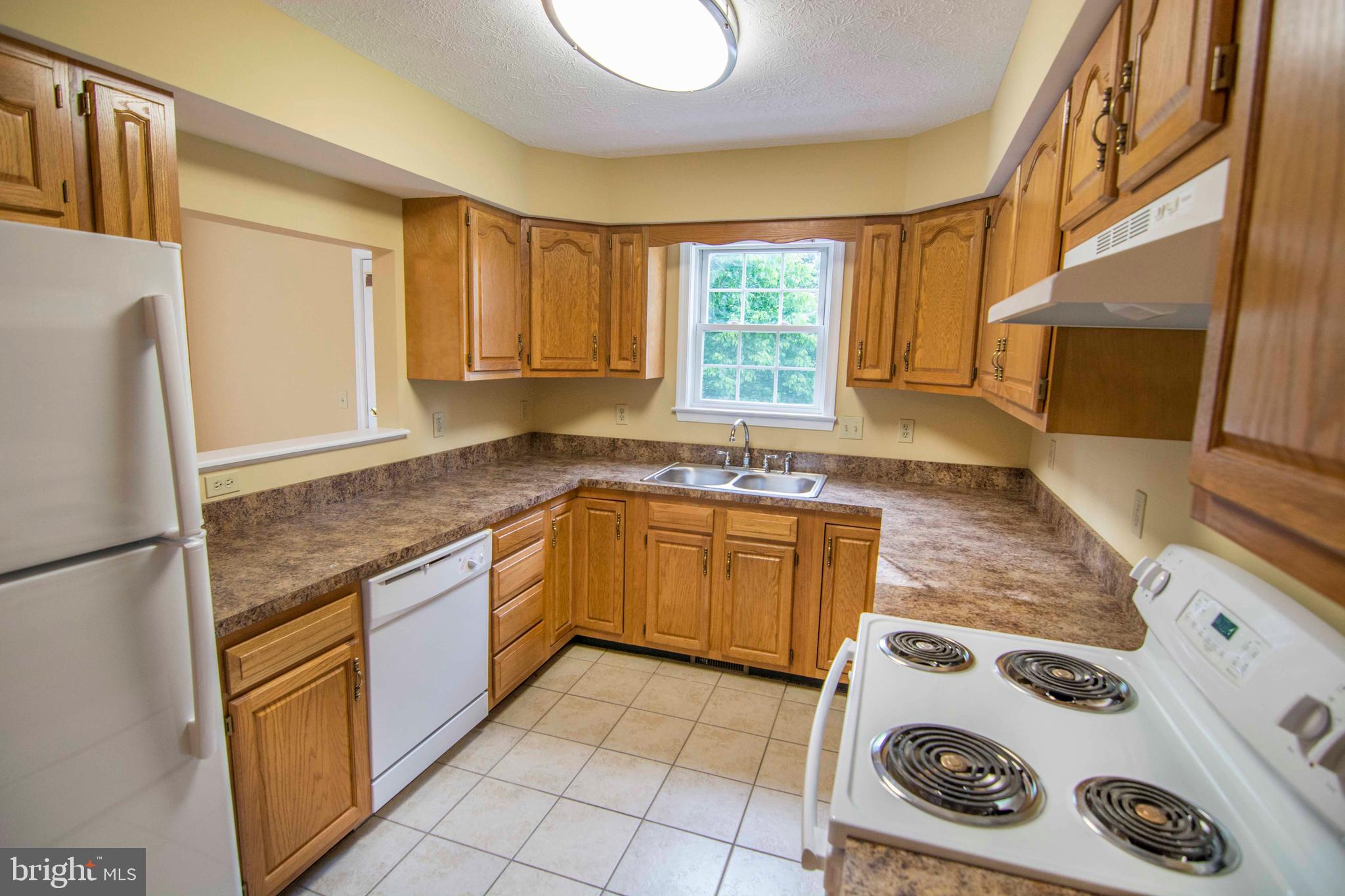 AY VIEW ESTATES - Residential