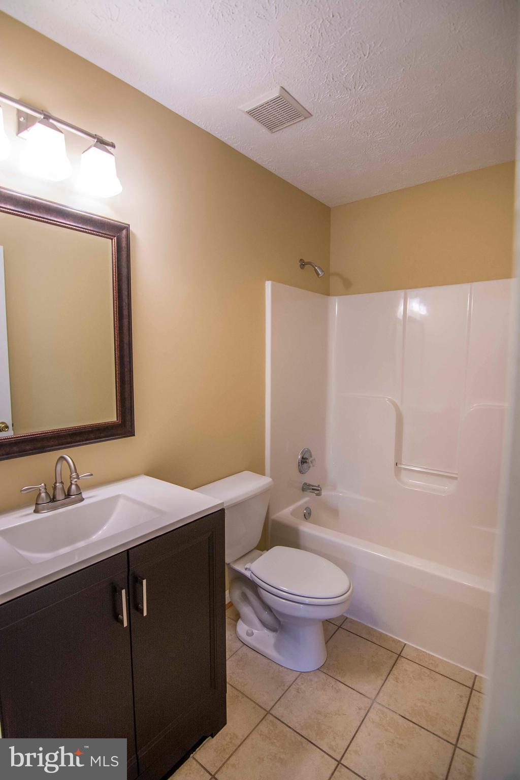 AY VIEW ESTATES - Residential