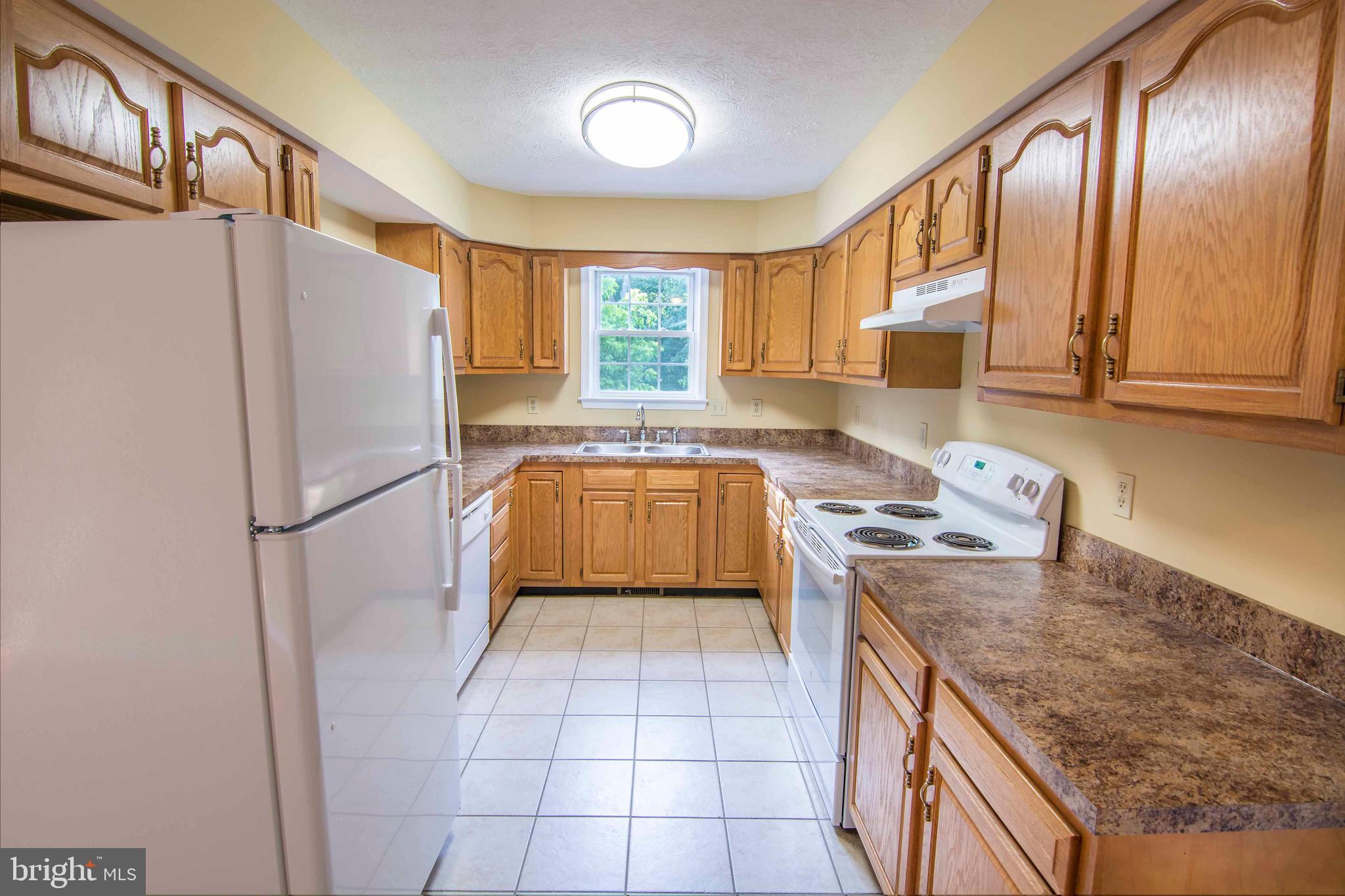 AY VIEW ESTATES - Residential