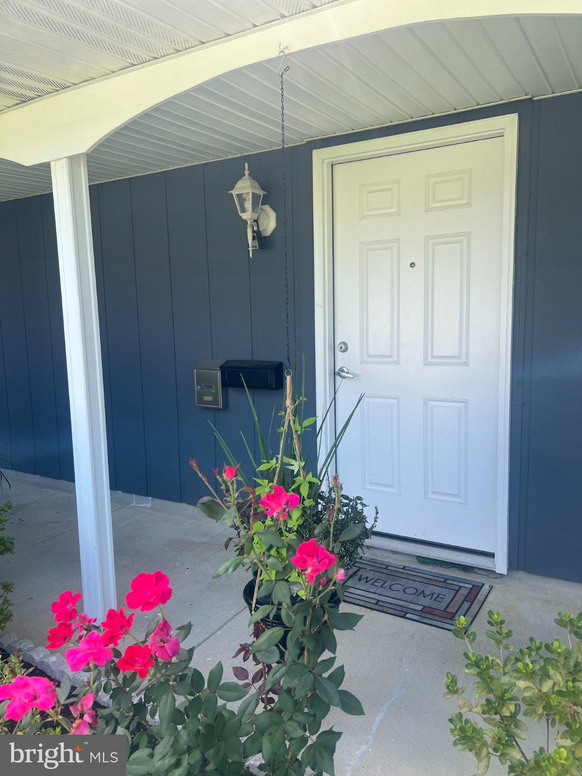 5319 DORIS DRIVE