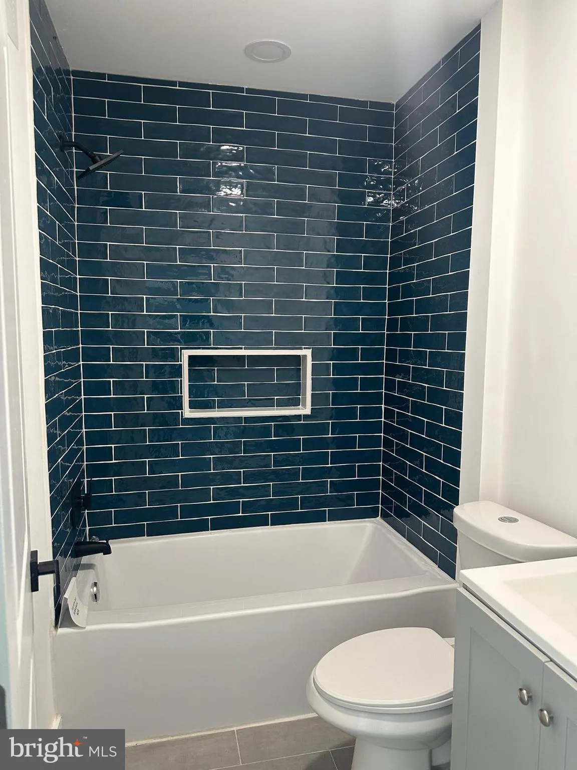 Collingswood, New Jersey 08108, United States, 2 Bedrooms Bedrooms, ,1 BathroomBathrooms,Residential,Active,261