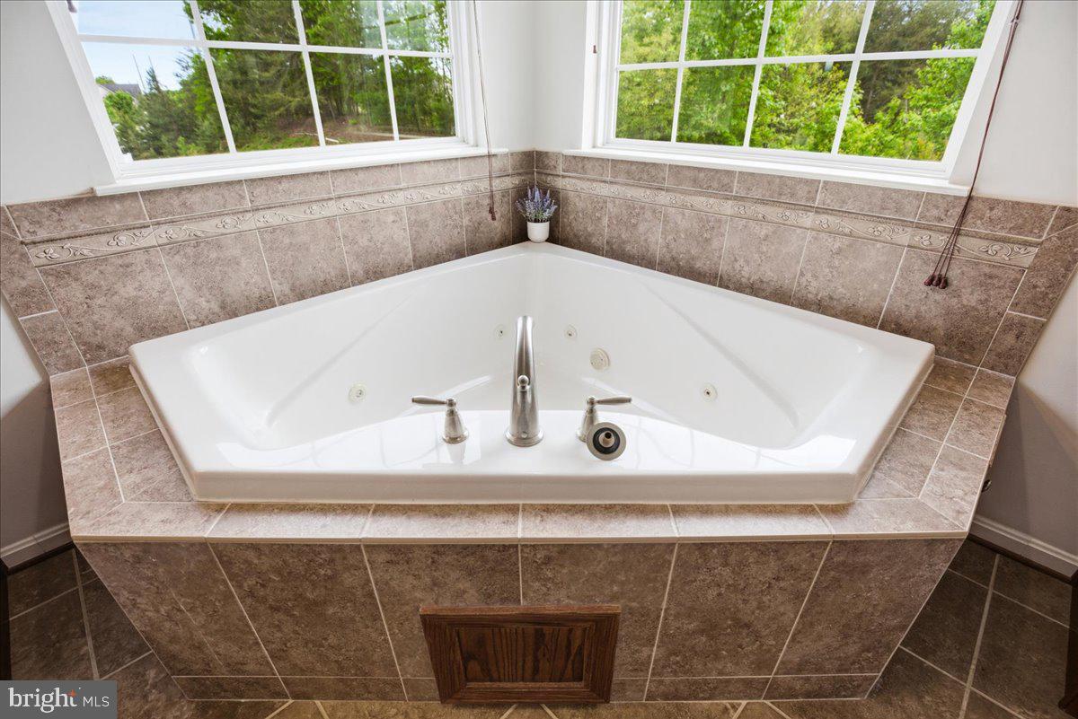 PRINCE FREDERICK CROSSING - Residential