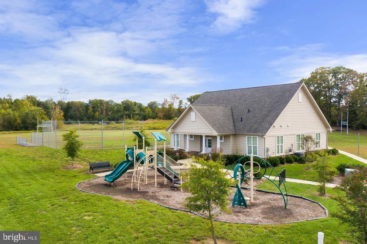 PRINCE FREDERICK CROSSING - Residential