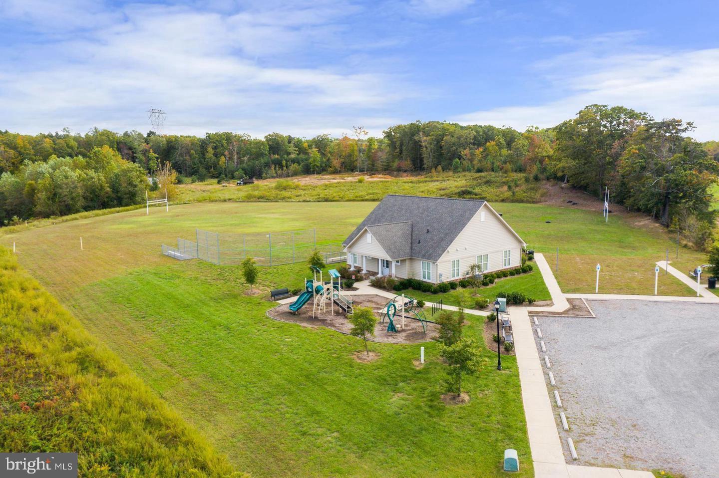 PRINCE FREDERICK CROSSING - Residential