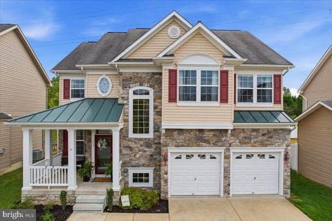Photo of 115 Thoroughbred Drive, PRINCE FREDERICK, MD 20678 (MLS # MDCA2026448)