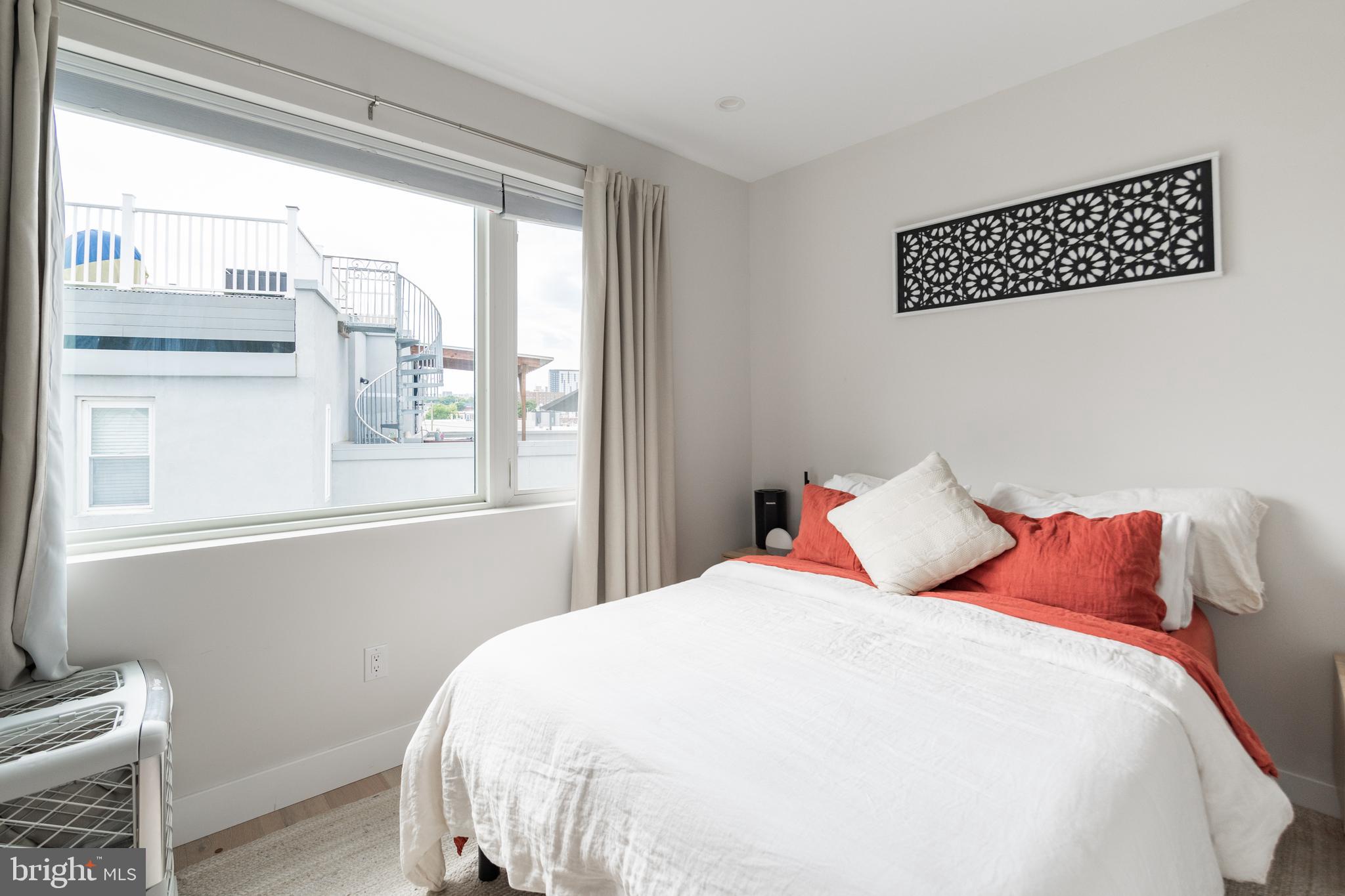 OLDE KENSINGTON - Residential