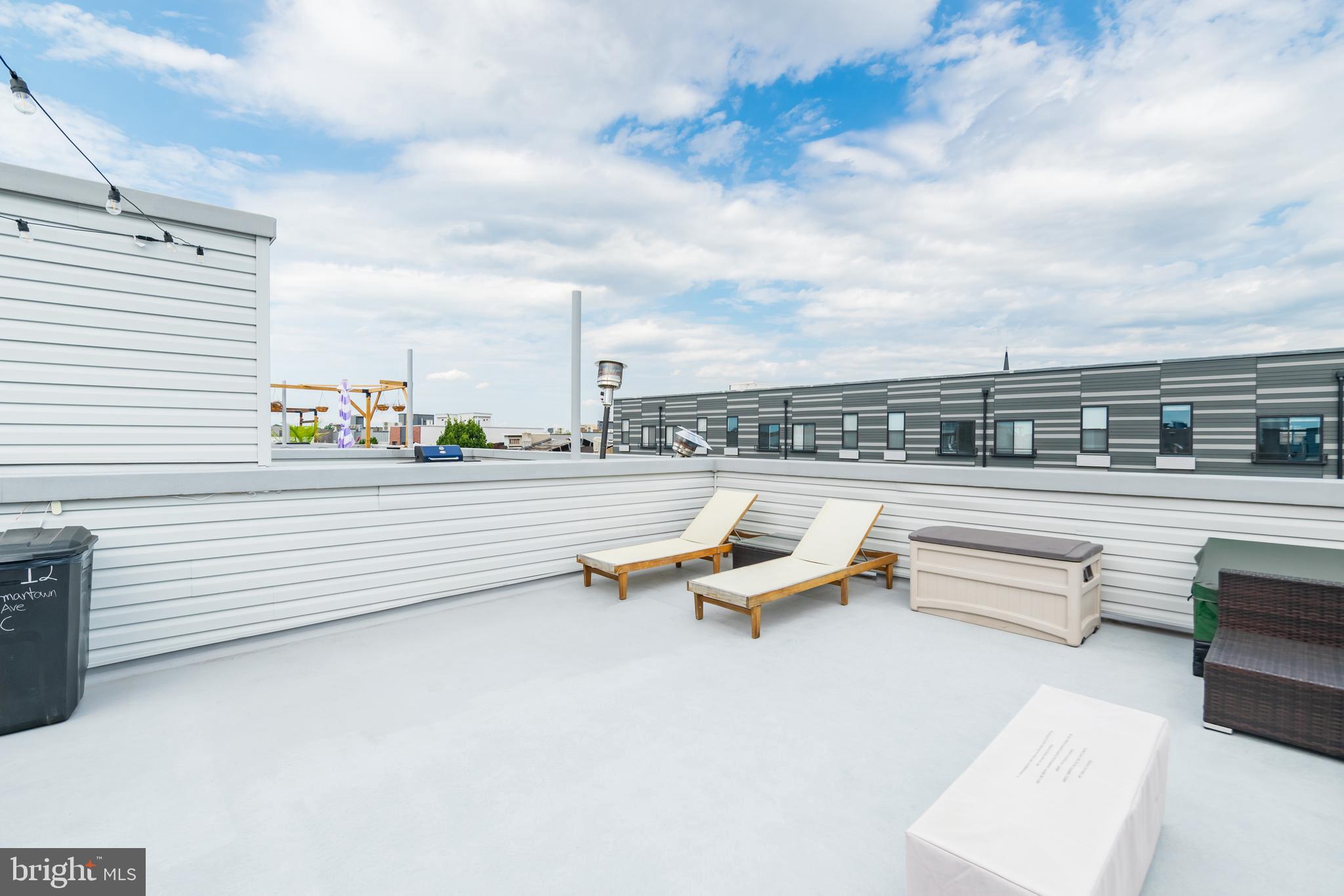 OLDE KENSINGTON - Residential