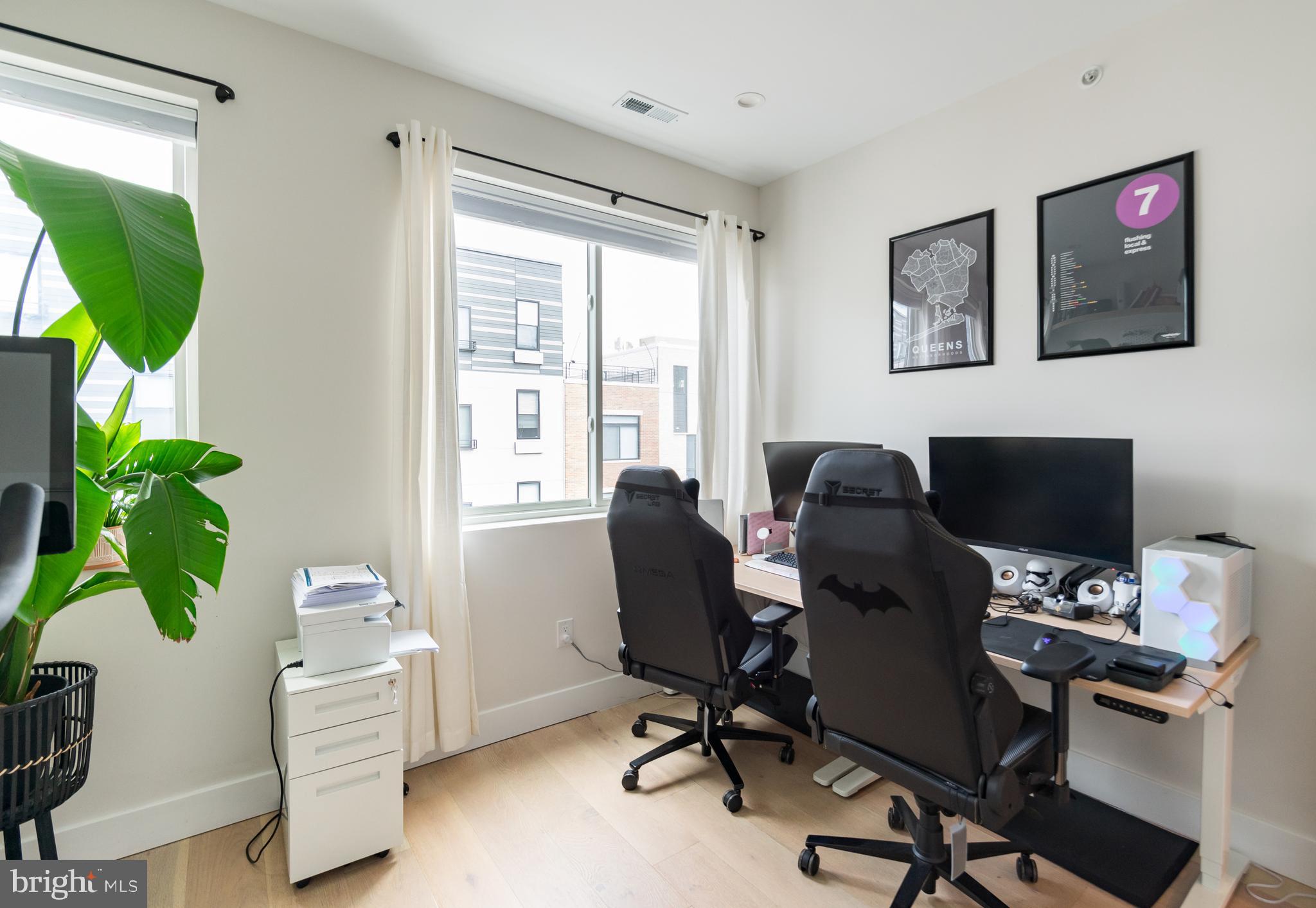 OLDE KENSINGTON - Residential