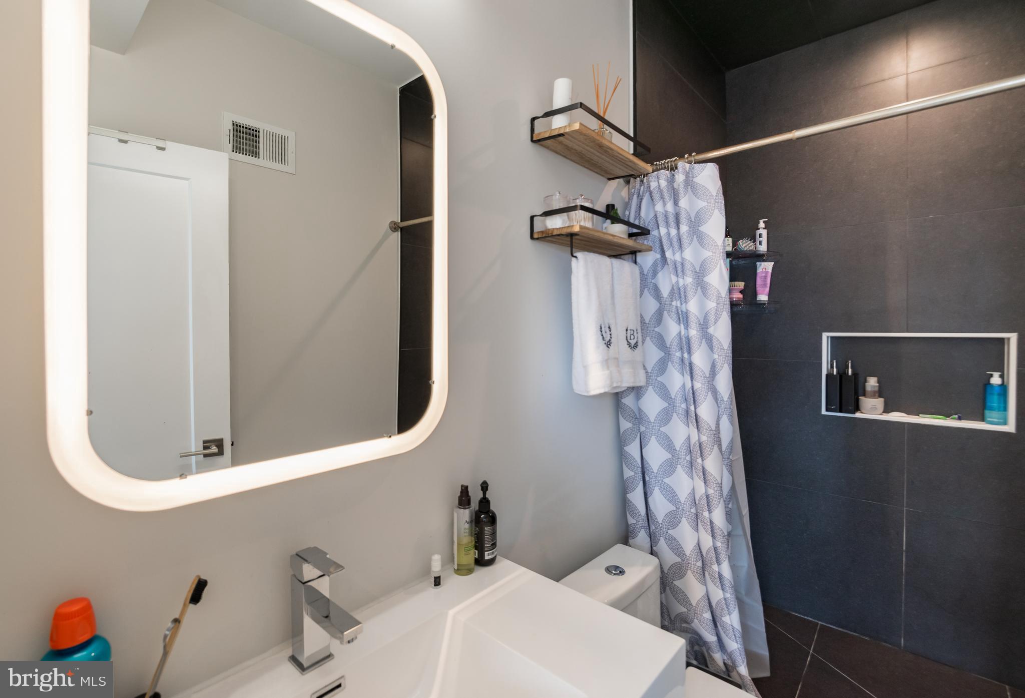 OLDE KENSINGTON - Residential