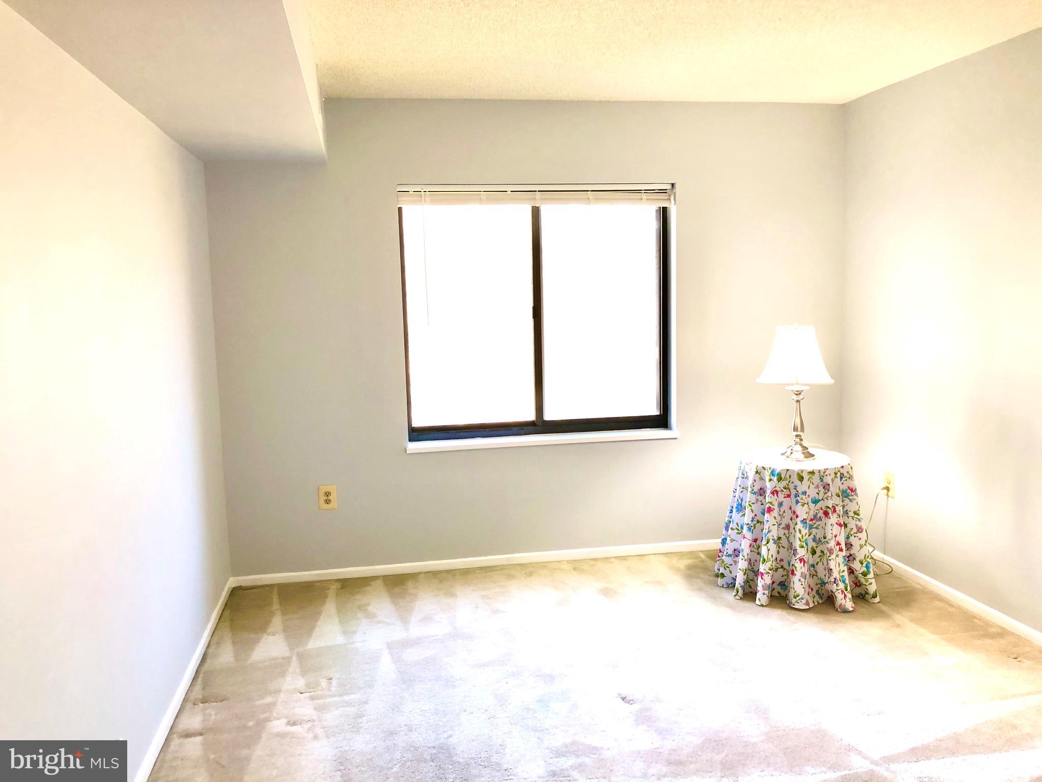 LEISURE WORLD - Residential Lease