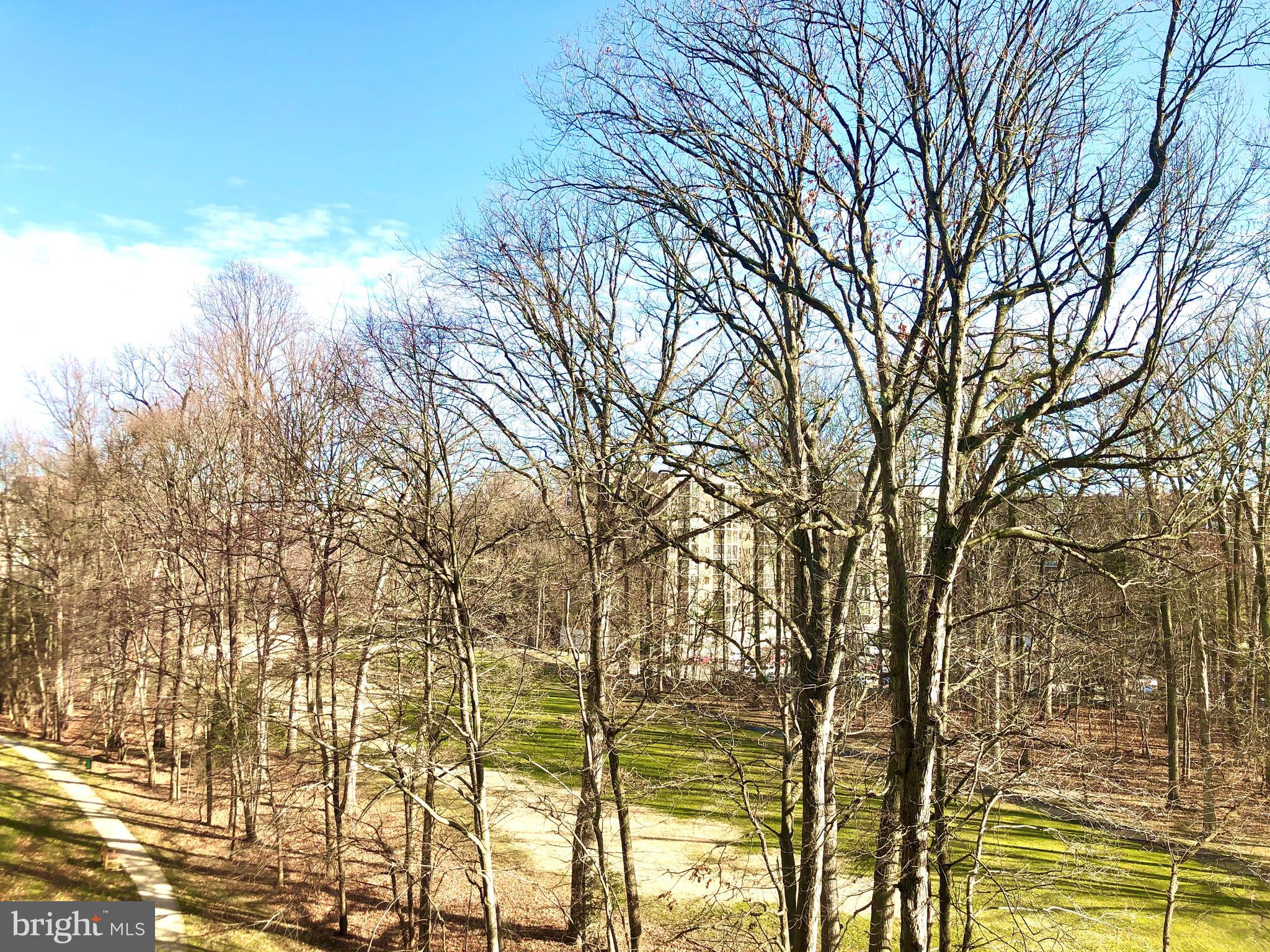 LEISURE WORLD - Residential Lease