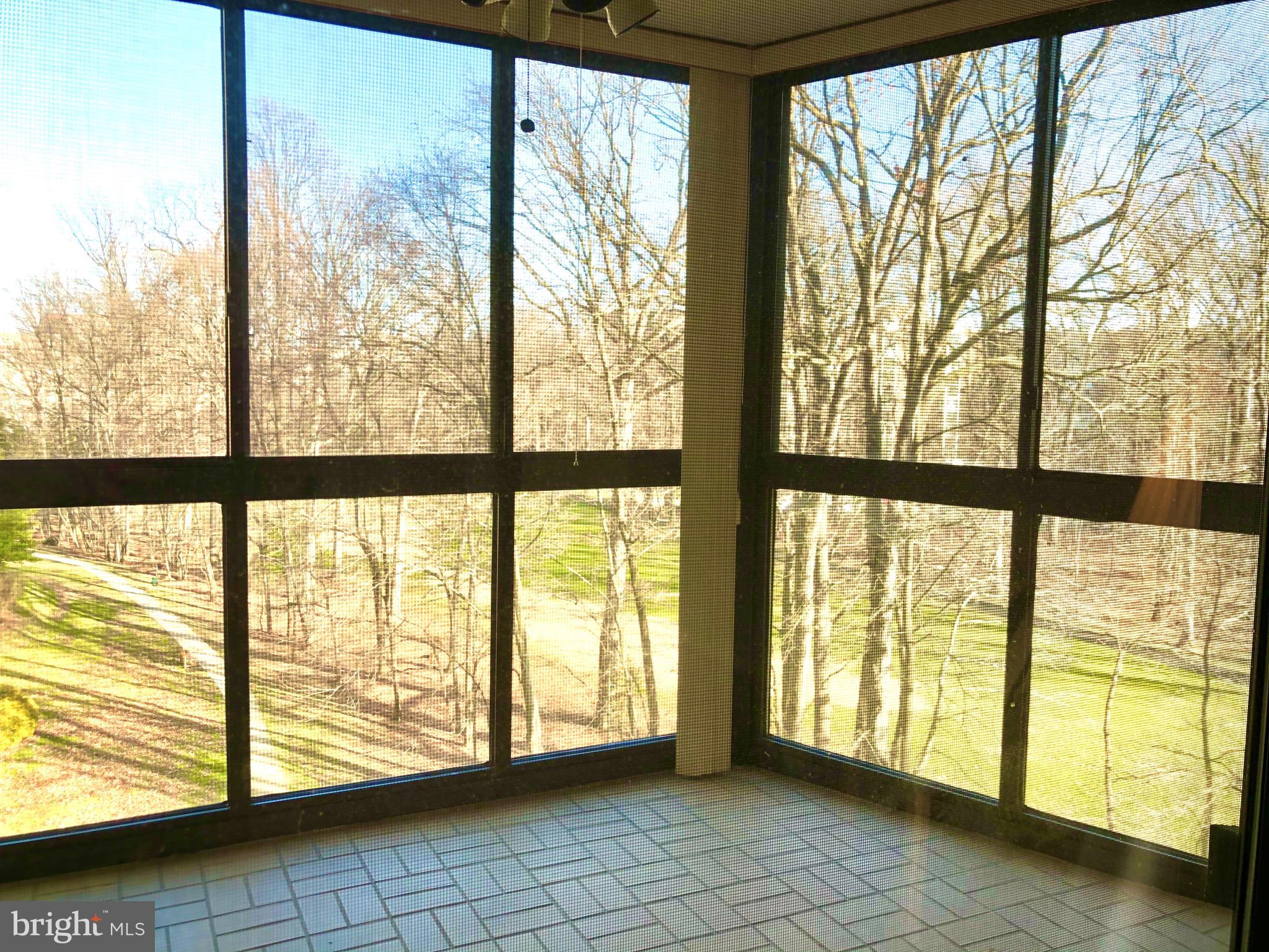 LEISURE WORLD - Residential Lease