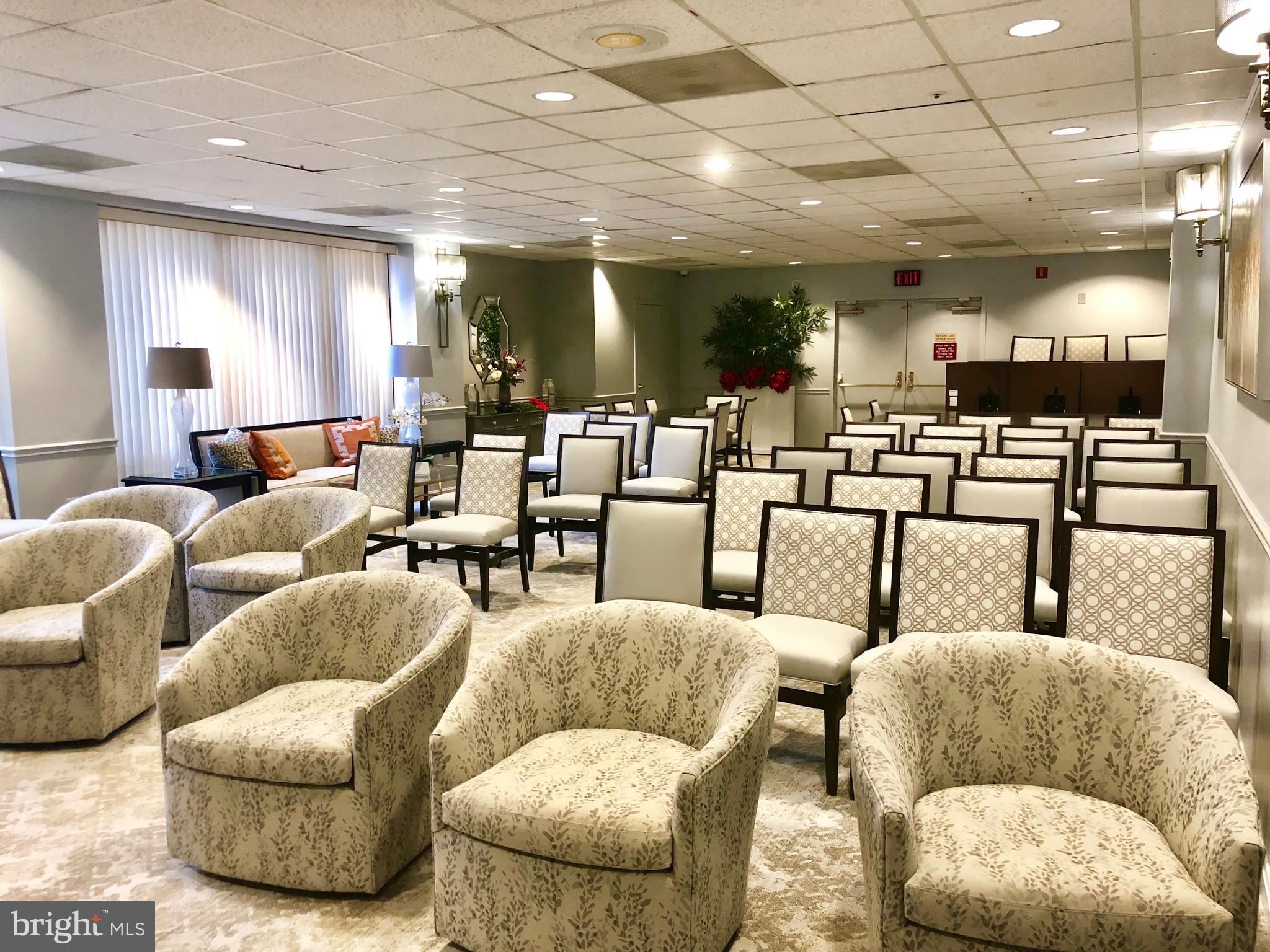 LEISURE WORLD - Residential Lease