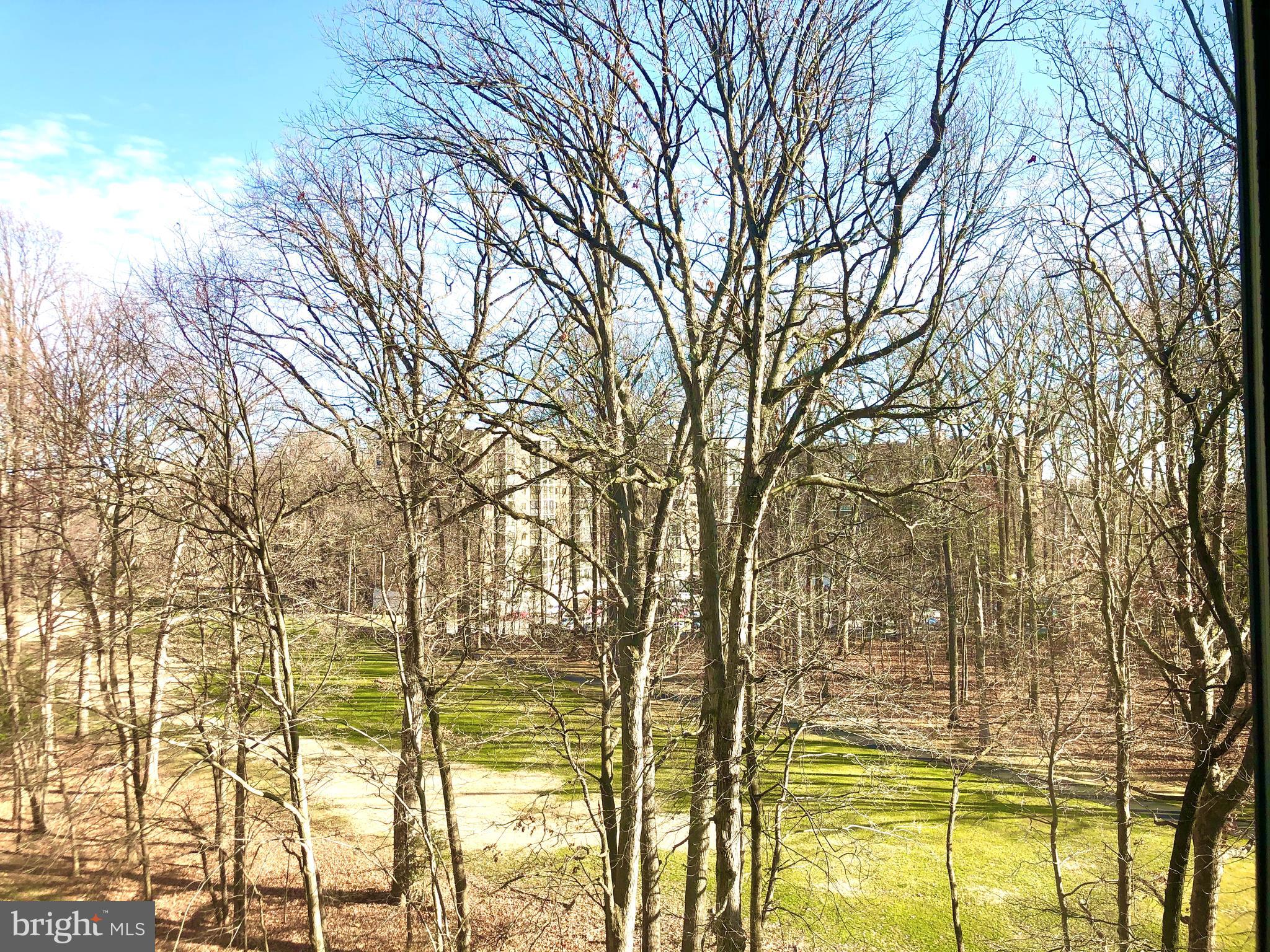 LEISURE WORLD - Residential Lease