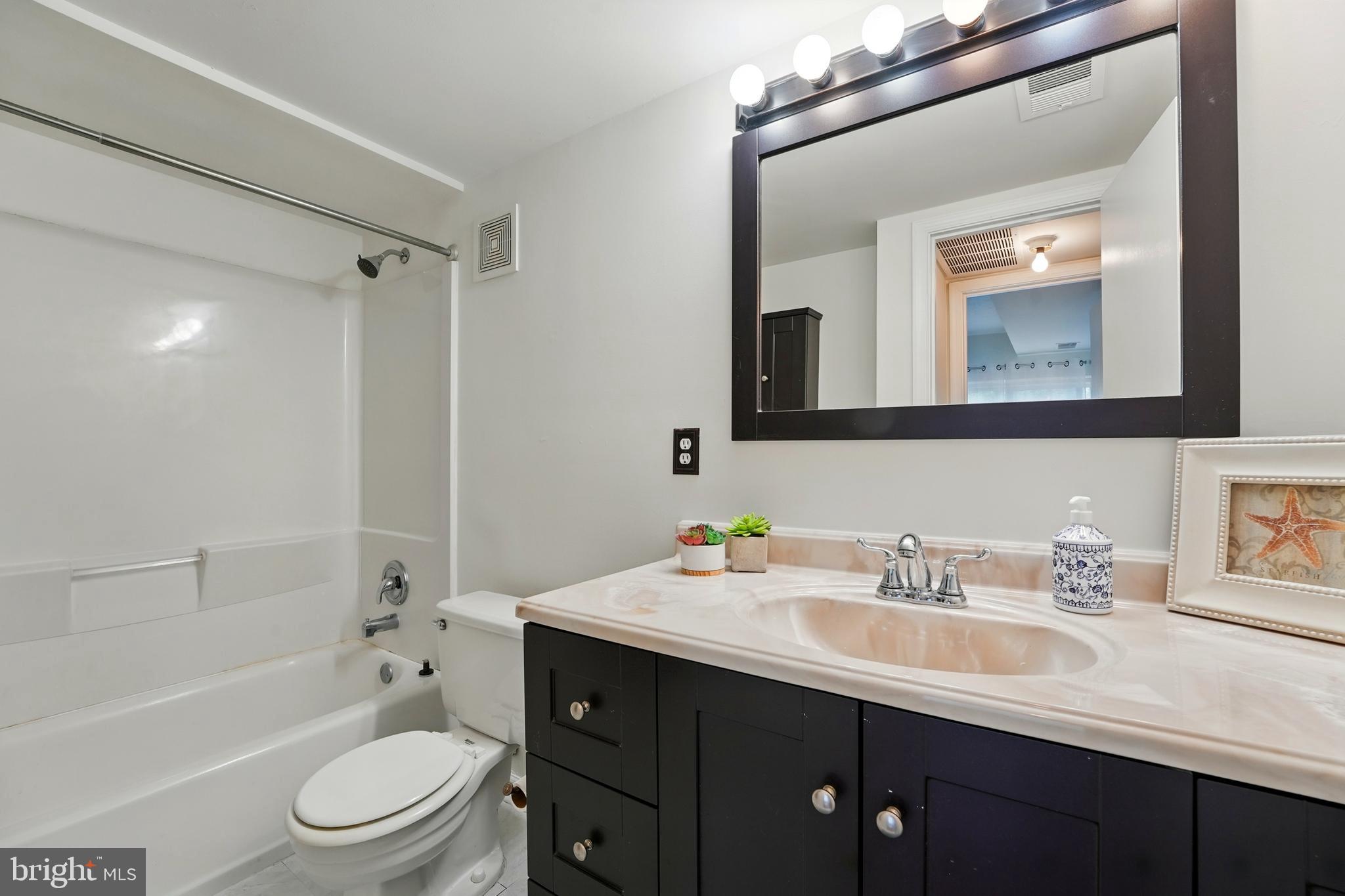 BRIGHTON COMMONS - Residential