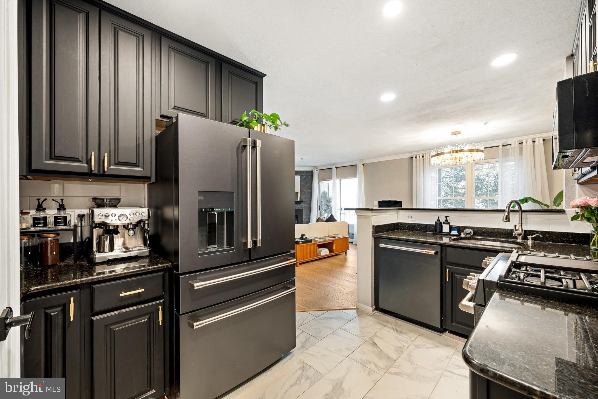 FAIR LAKES CONDO - Residential