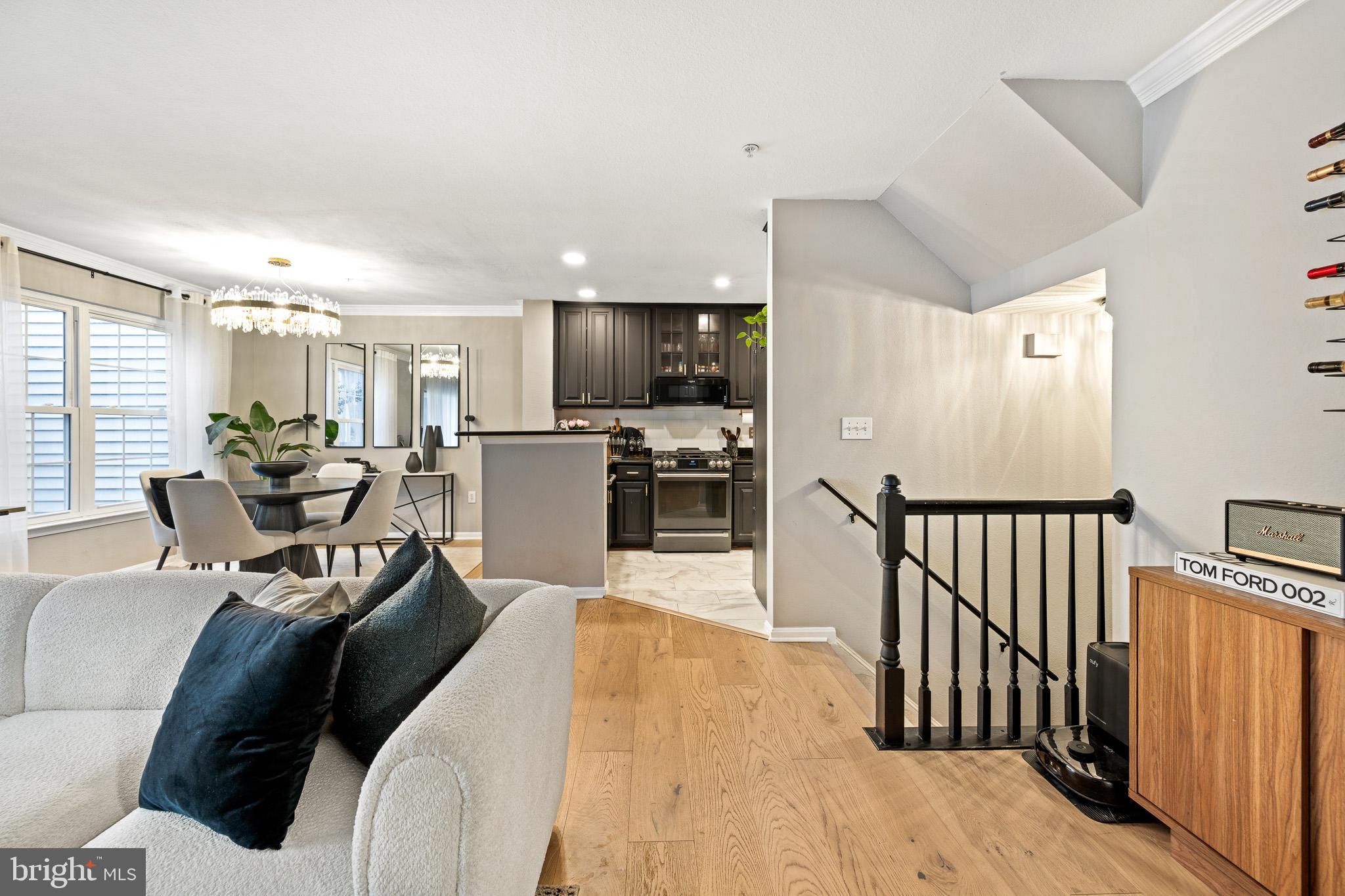 FAIR LAKES CONDO - Residential