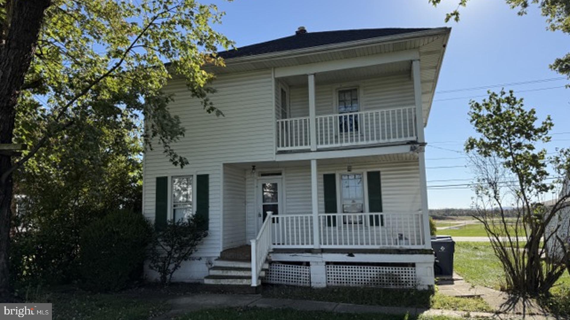 1113 CHAMBERSBURG ROAD
