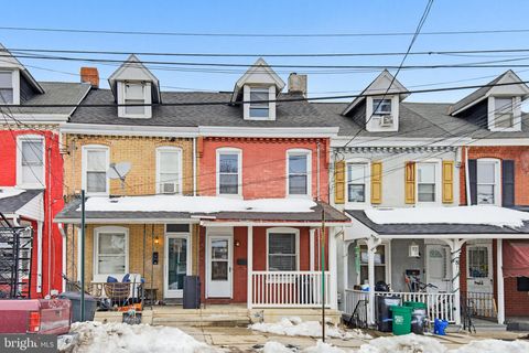 821 PRANGLEY AVENUE LANCASTER PA 17603