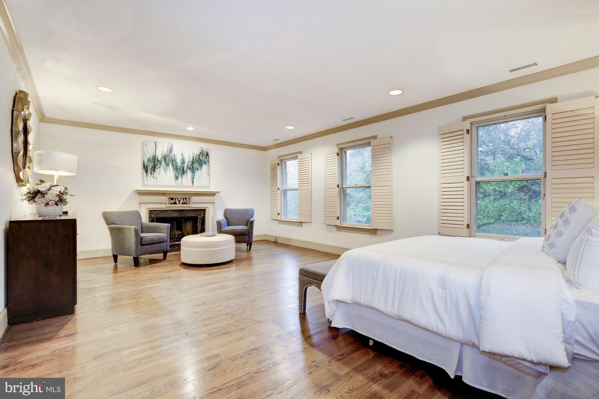 GEORGETOWN - Residential