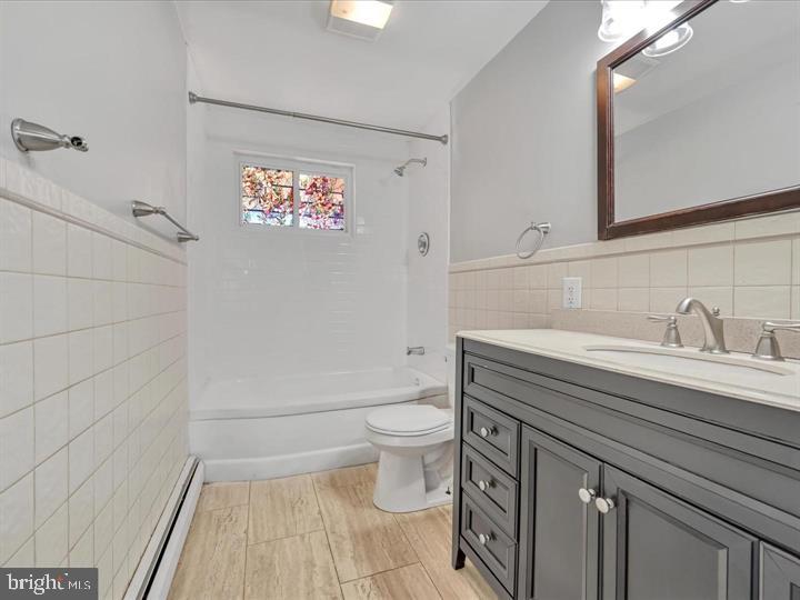 ROSLYN - Residential