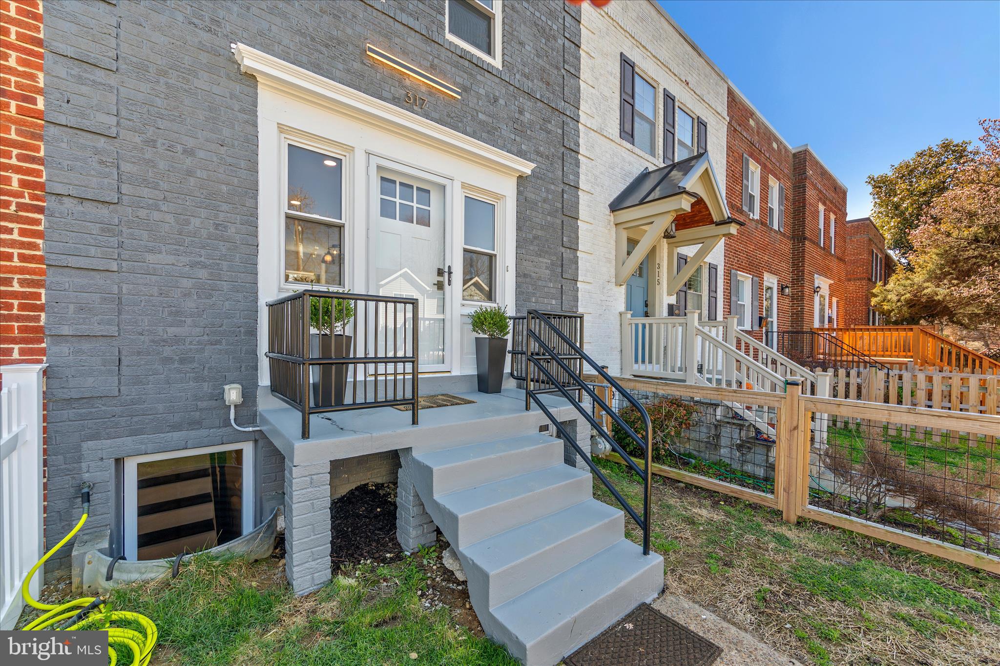 317 MOUNT VERNON AVENUE