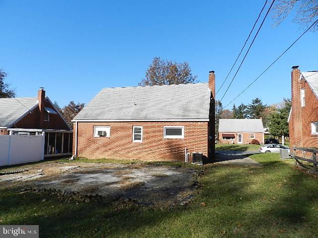 WOODLAND VIEW - Residential