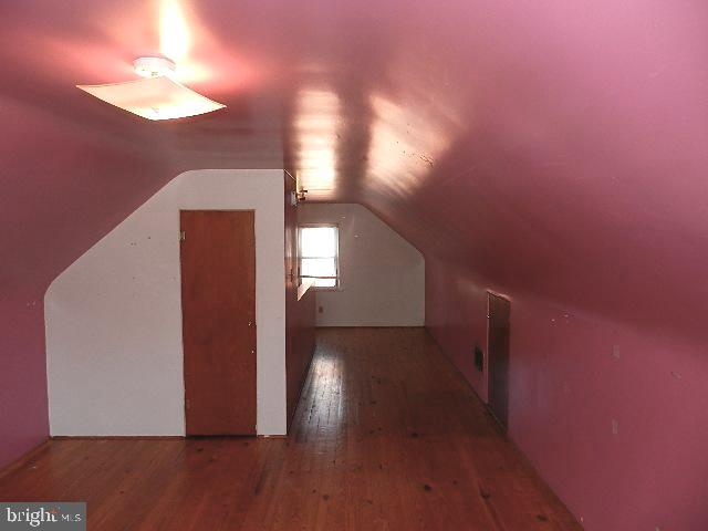 WOODLAND VIEW - Residential