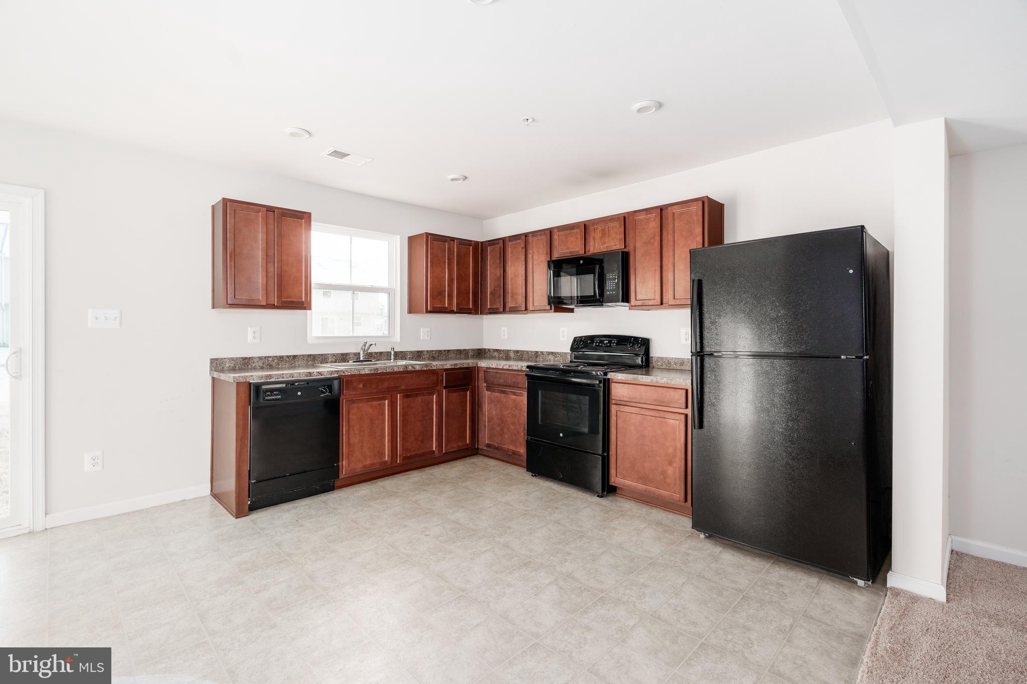 WEST CREEK VILLAGE - Residential