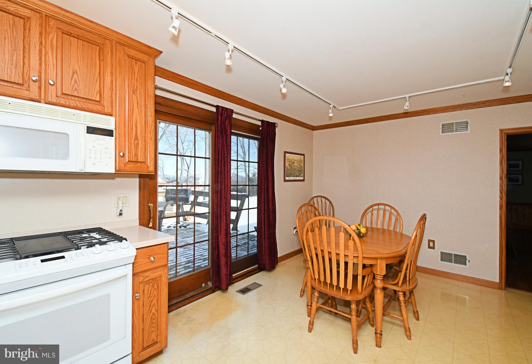 MANSION HEIGHTS - Residential