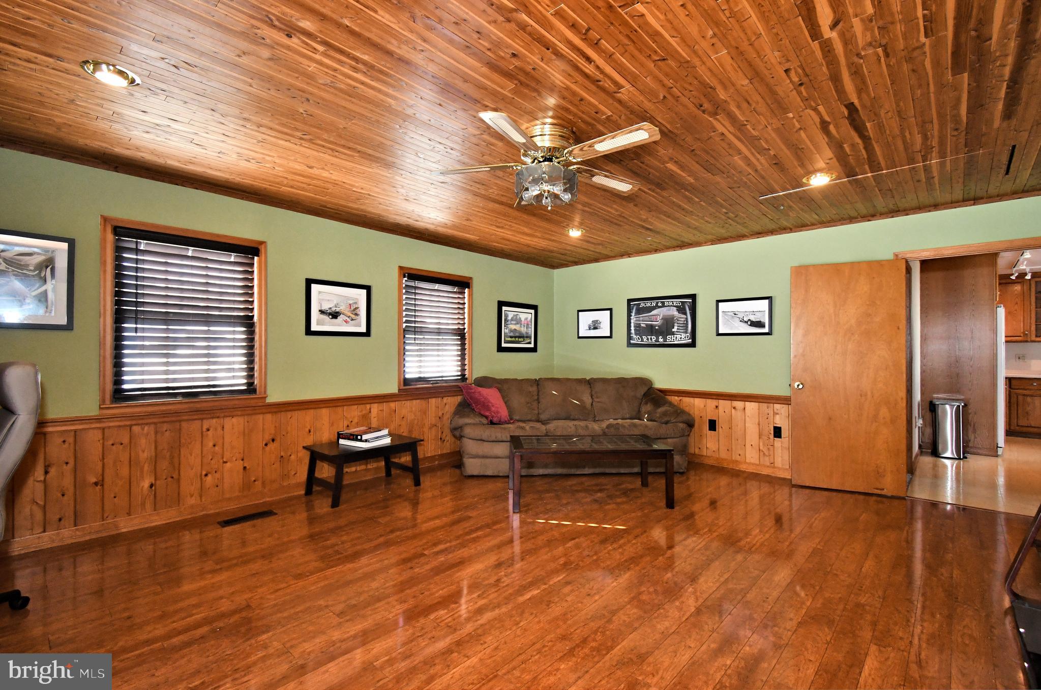 MANSION HEIGHTS - Residential