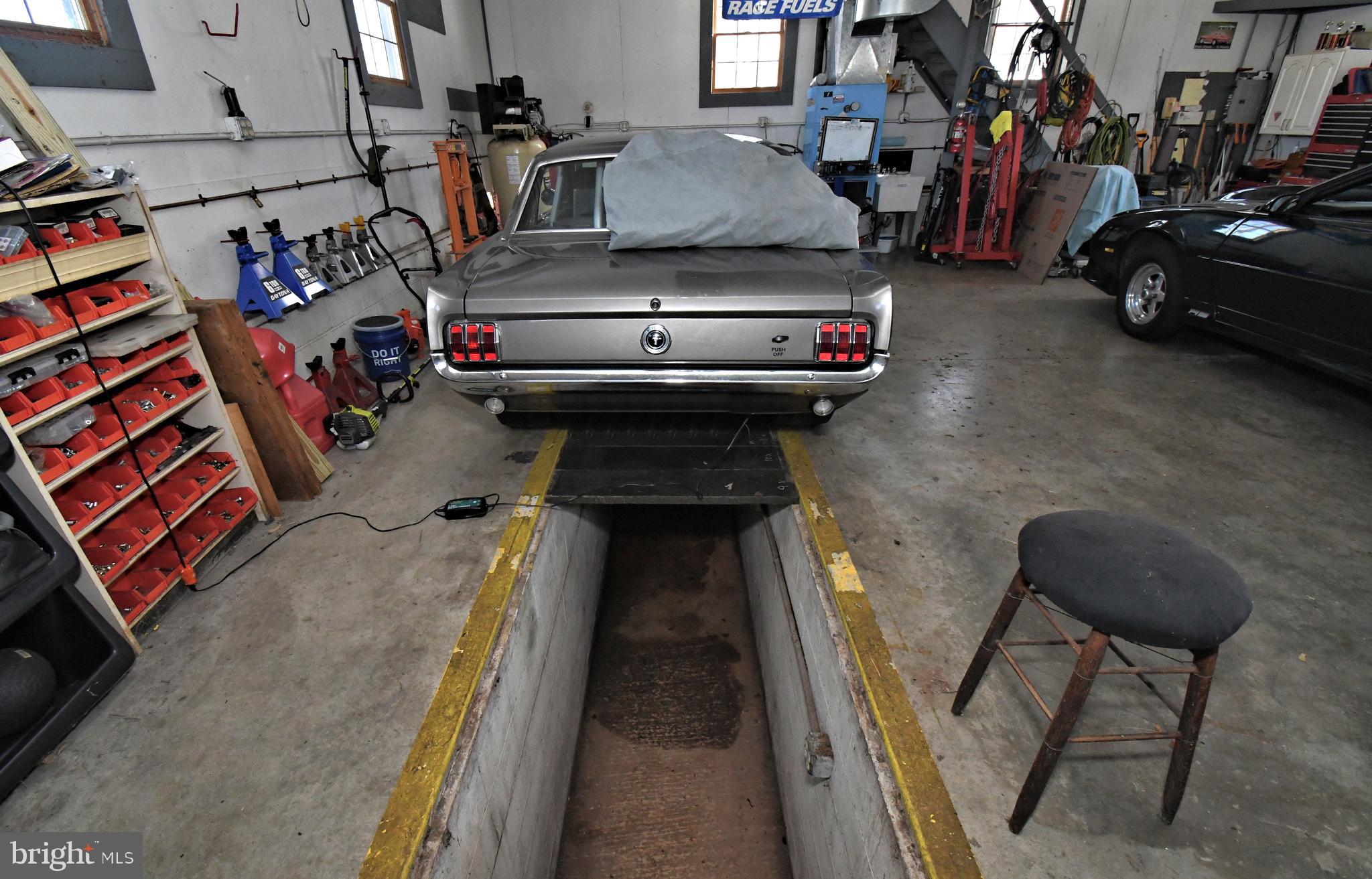 MANSION HEIGHTS - Residential